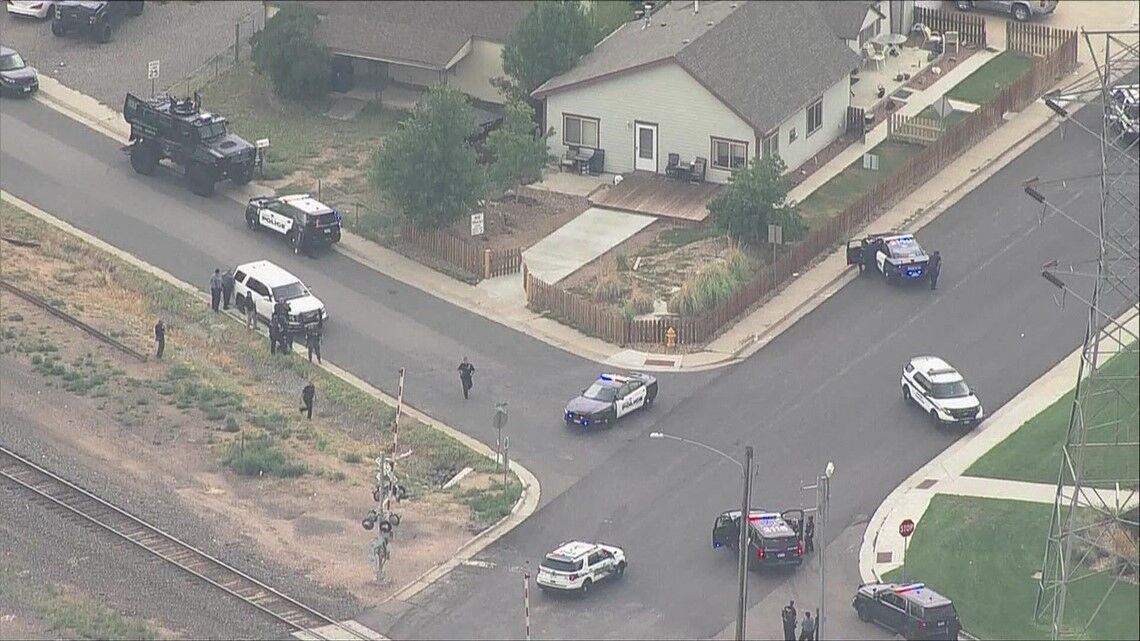 Officers ambushed, suspect shot in Commerce City