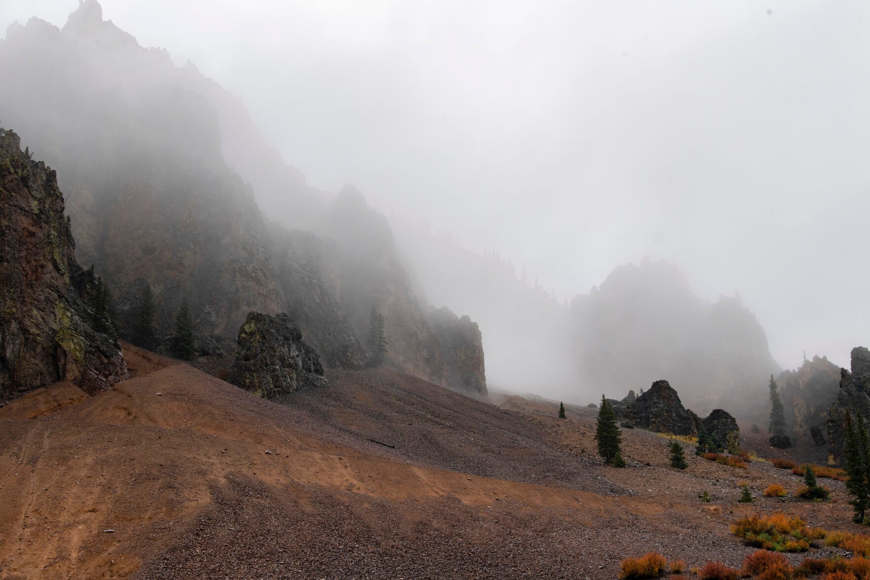 Rain clouds hang low in the mountains outside Silverton, Colo., Wednesday, Sept. 29, 2021. (The Gazette, Christian Murdock) (Christian Murdock/The Gazette)