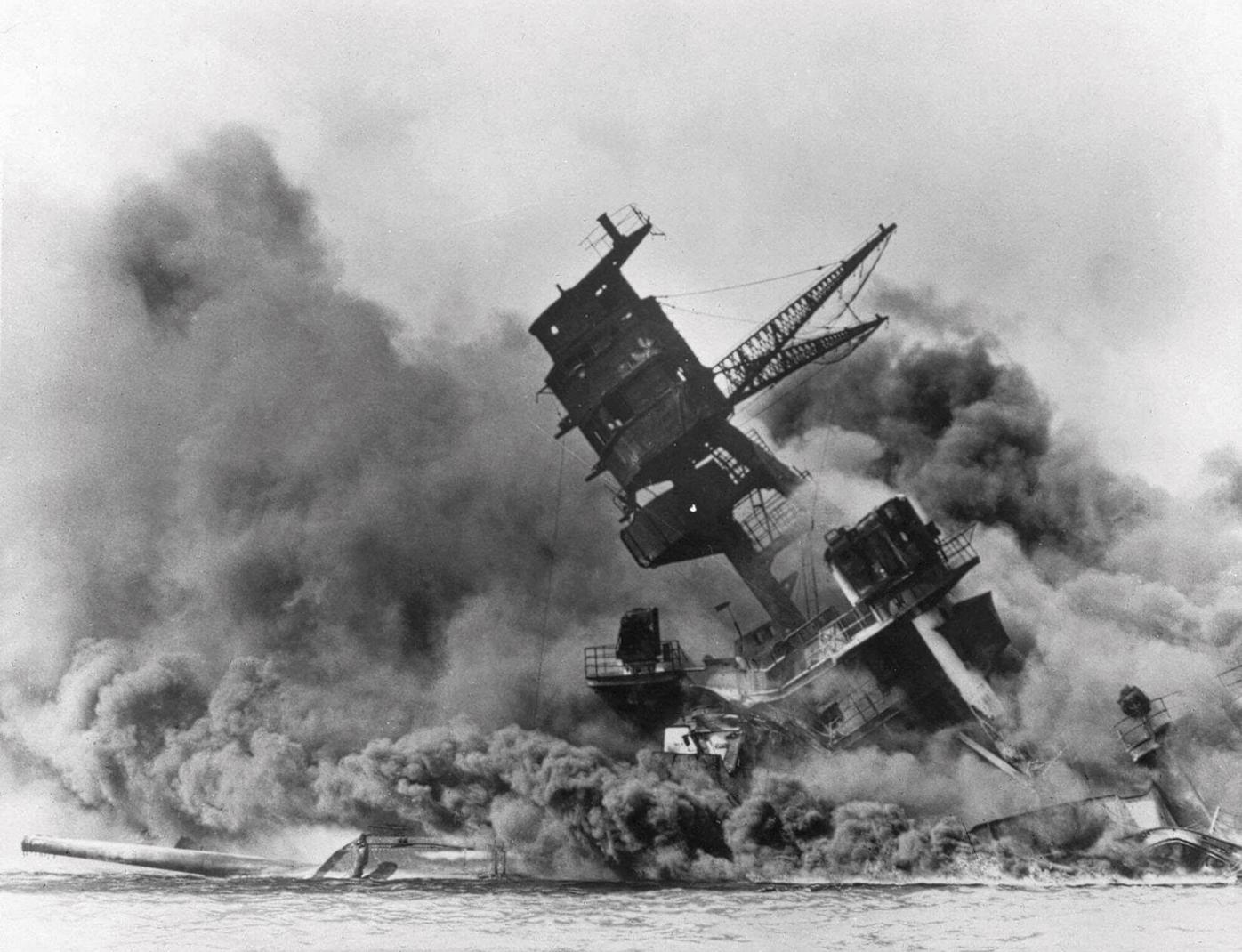 USS Arizona attack - Pearl Harbor
