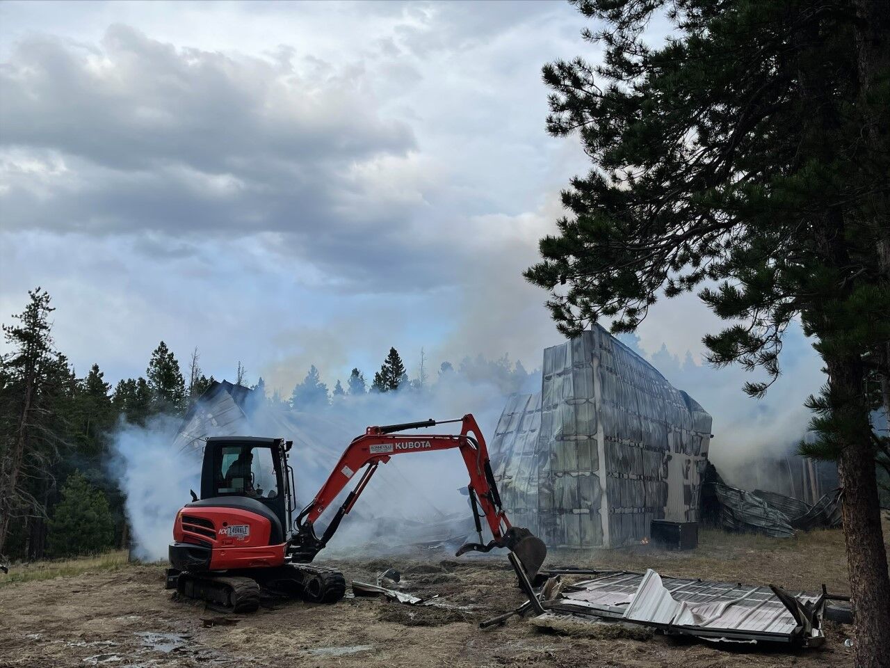 Hay barn catches fire at stables in Rocky Mountain National Park