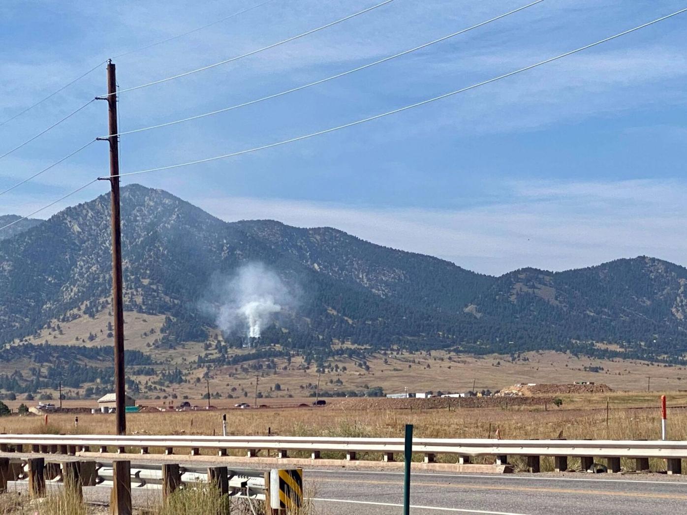 Vegetation fire ignites in Coal Creek Canyon