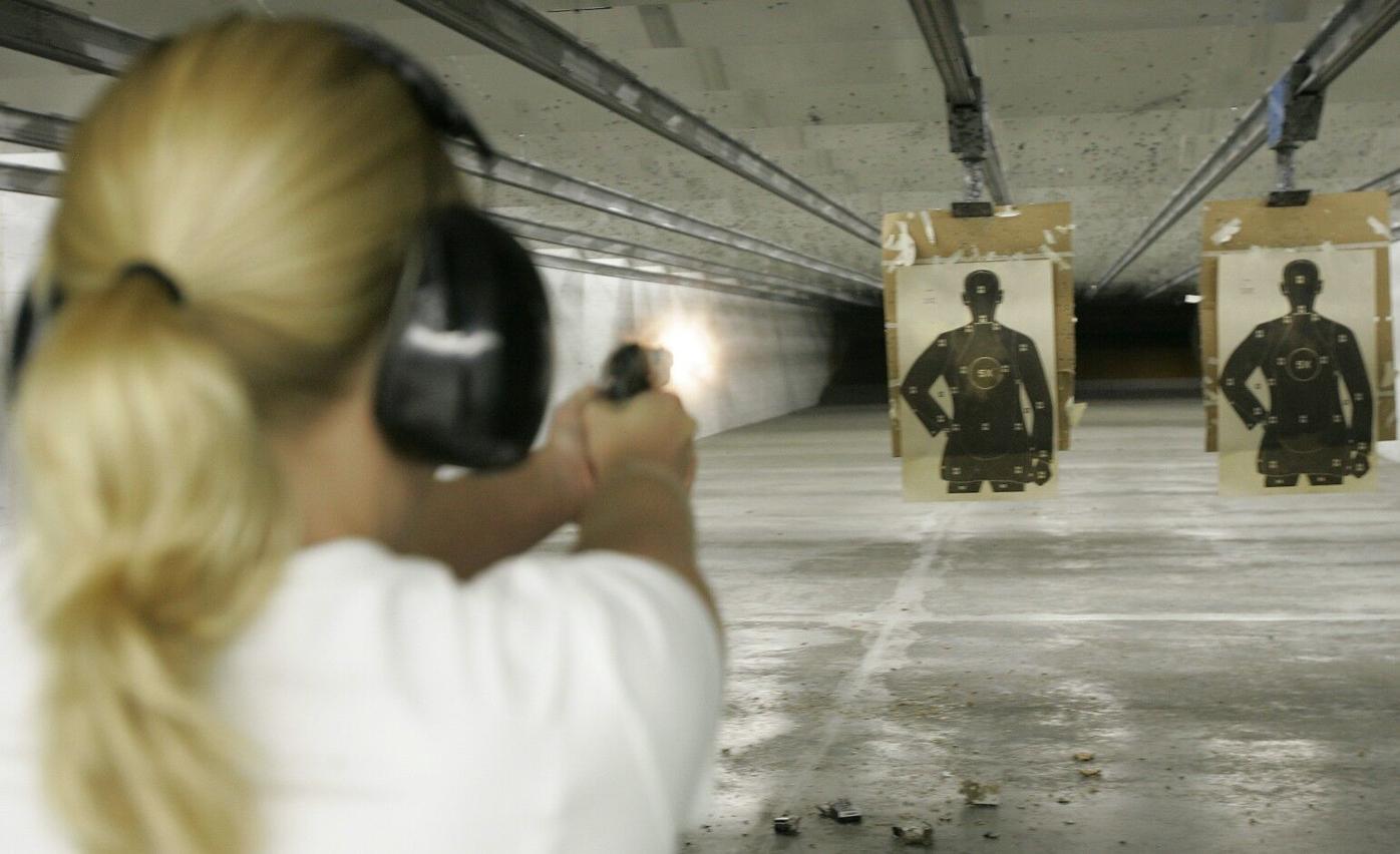 Woman dead and man wounded at Florida shooting range in suicide pact