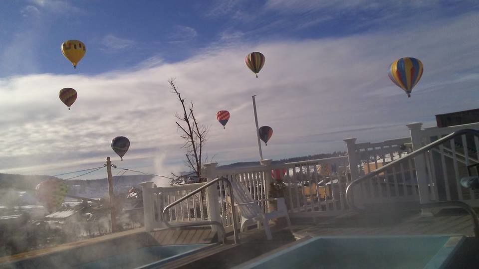 Overlook Hot Springs Spa in downtown Pagosa Springs boasts soaking tubs on a rooftop with a view. Courtesy: Overlook Hot Springs Spa (Courtesy of Overlook Hot Springs Spa)