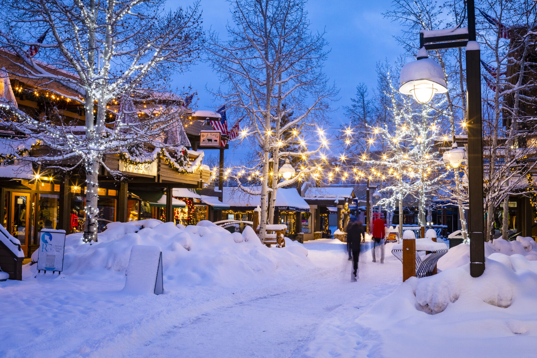 Strolling Aspen Snowmass Mall in the snow. Photo courtesy Hannah Green