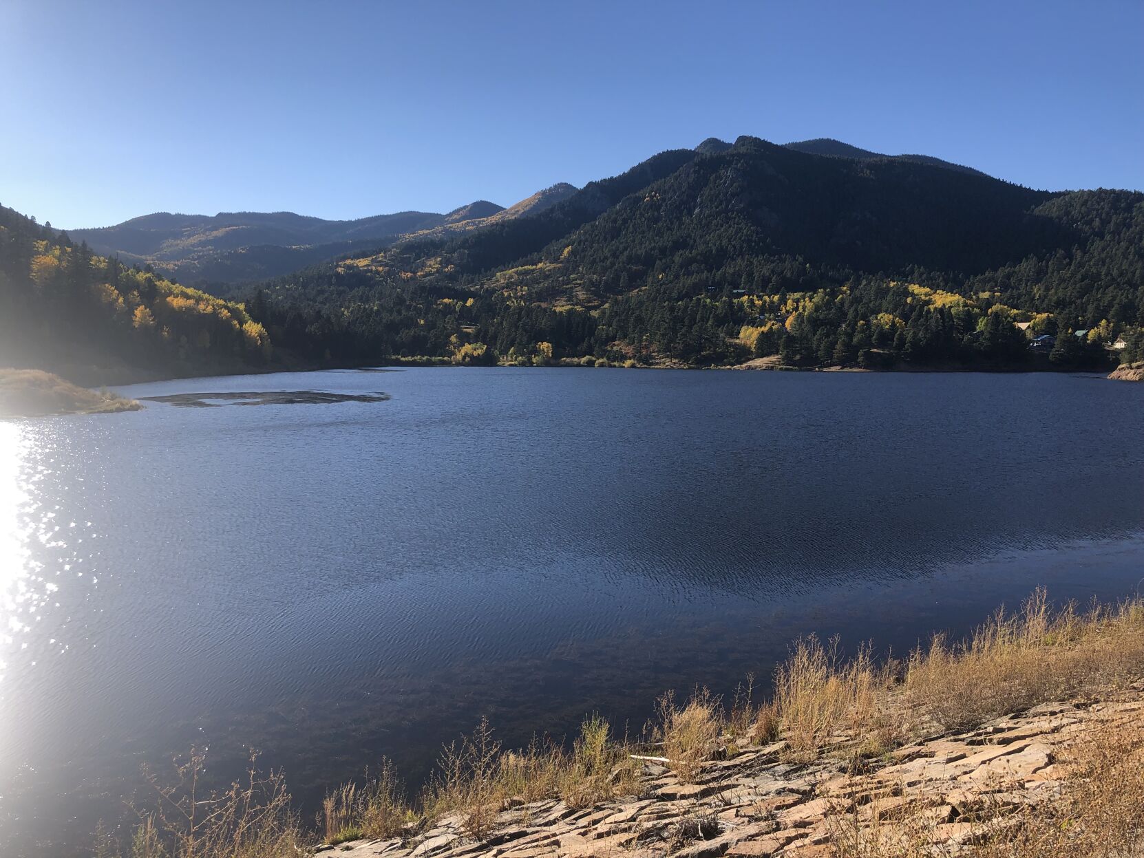 Enjoy final taste of fall on this scenic hike around Colorado lake