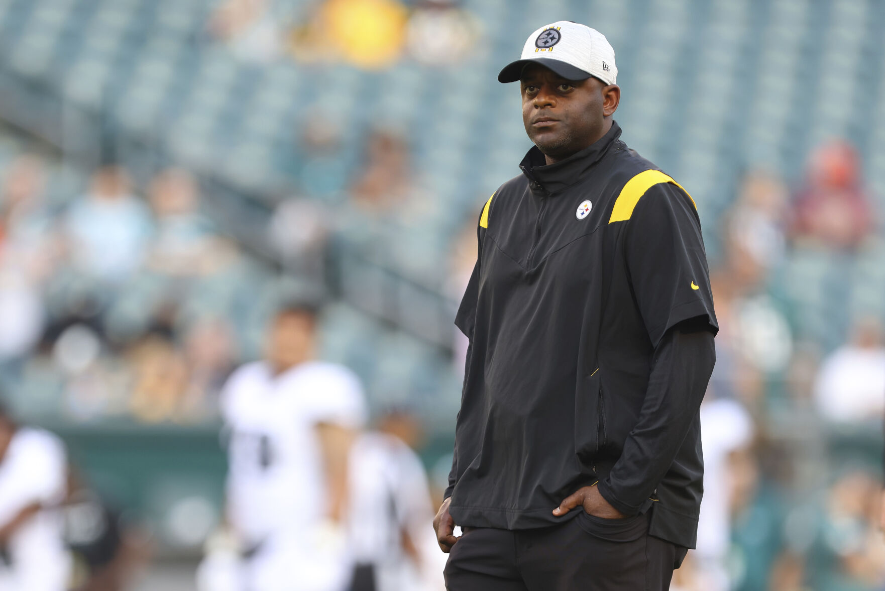 Pittsburgh Steelers wide receivers coach Ike Hilliard in action before a pre-season NFL football game against the Philadelphia Eagles, Thursday, Aug. 12, 2021, in Philadelphia. (AP Photo/Rich Schultz) (Rich Schultz)