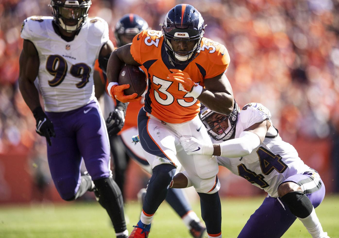 100421-sw-broncos 01
