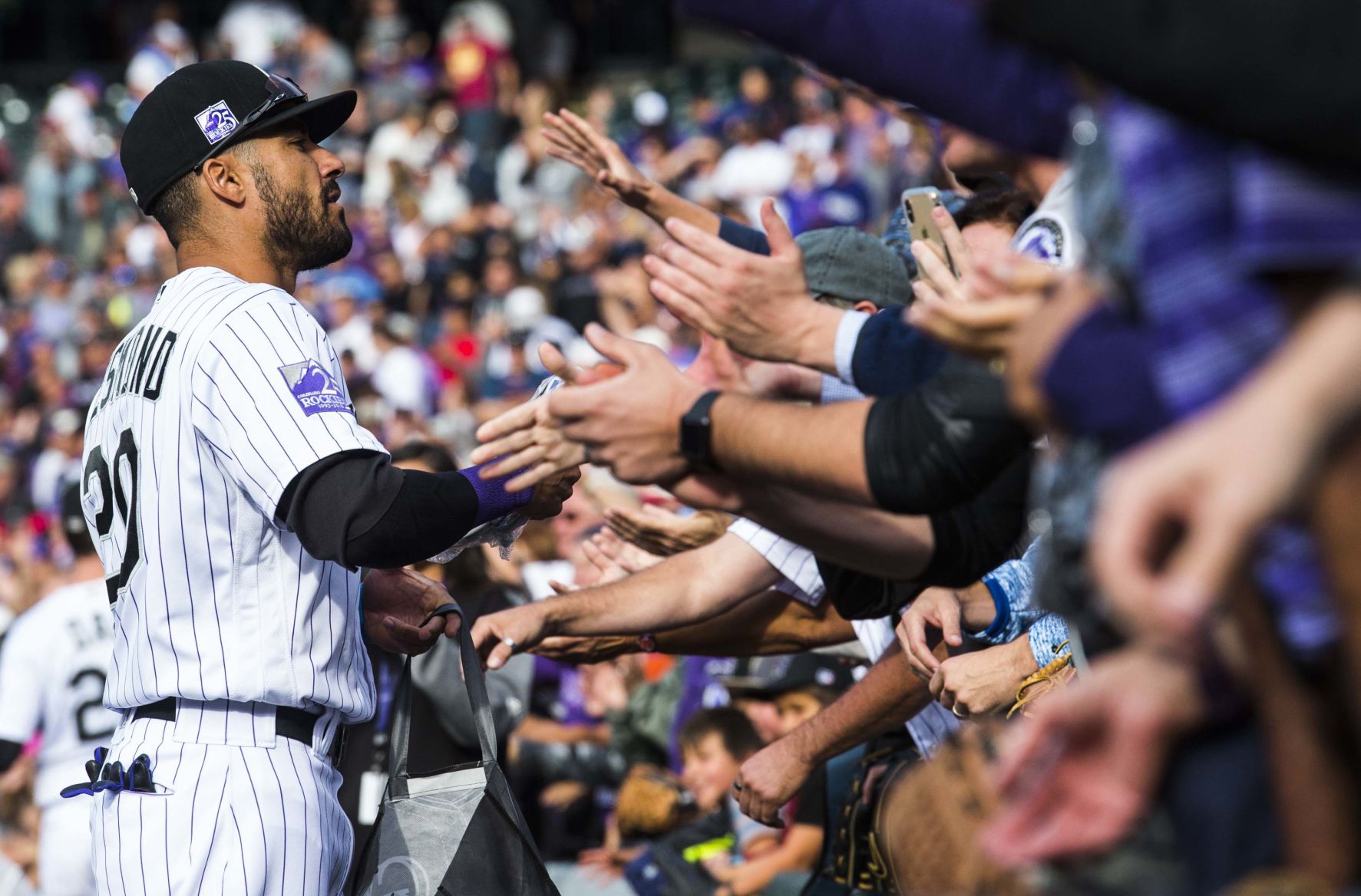 Colorado Rockies make decision on Ian Desmond, who’s opted out of past 2 seasons