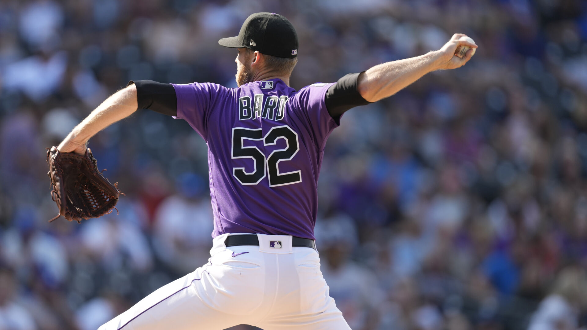 Rockies agree to terms with relievers Daniel Bard, Tyler Kinley on one-year contracts