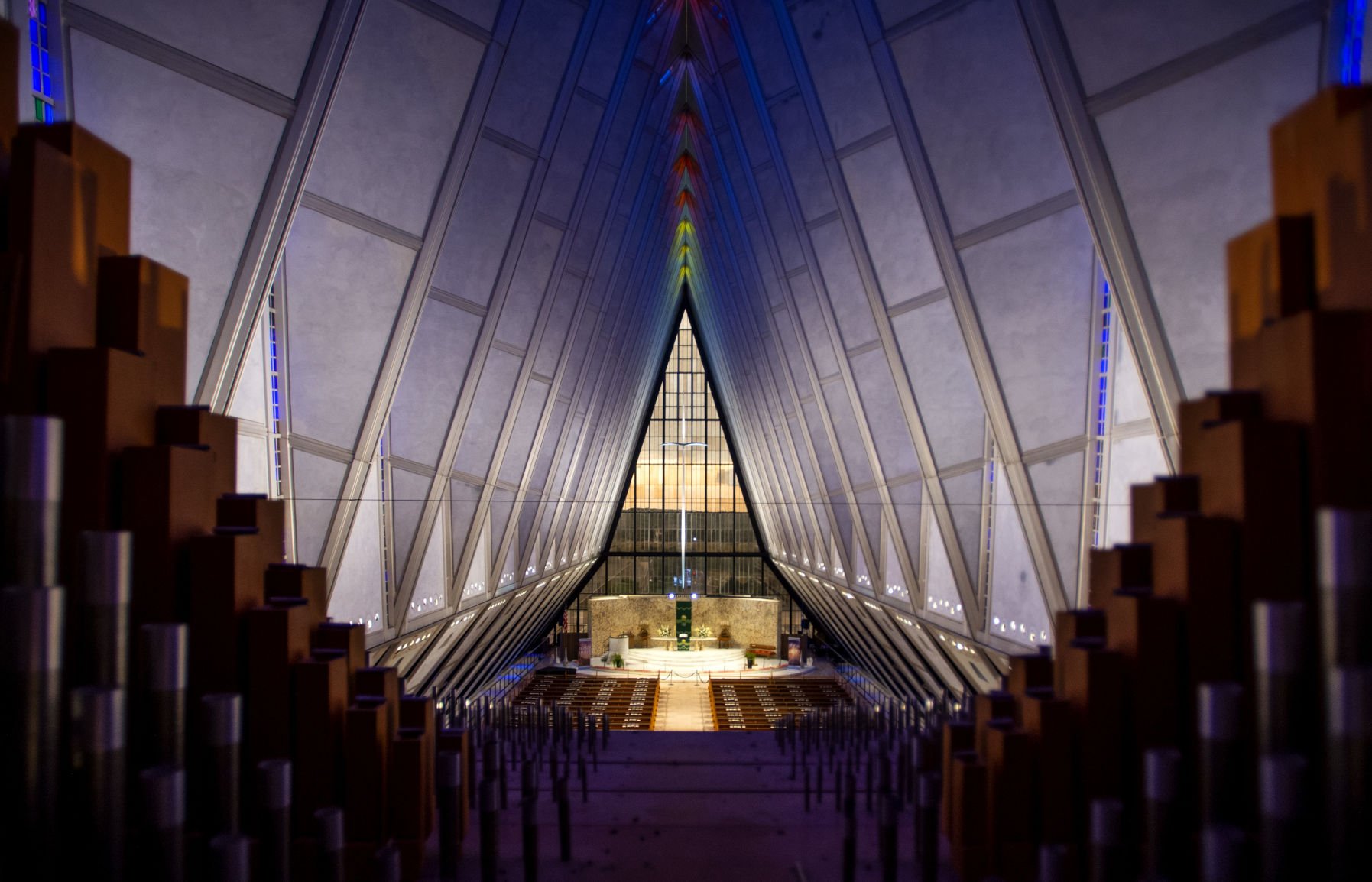 Organ pipes at the Air Force Academy chapel frame the pews and the altar in 2019. (The Gazette file)