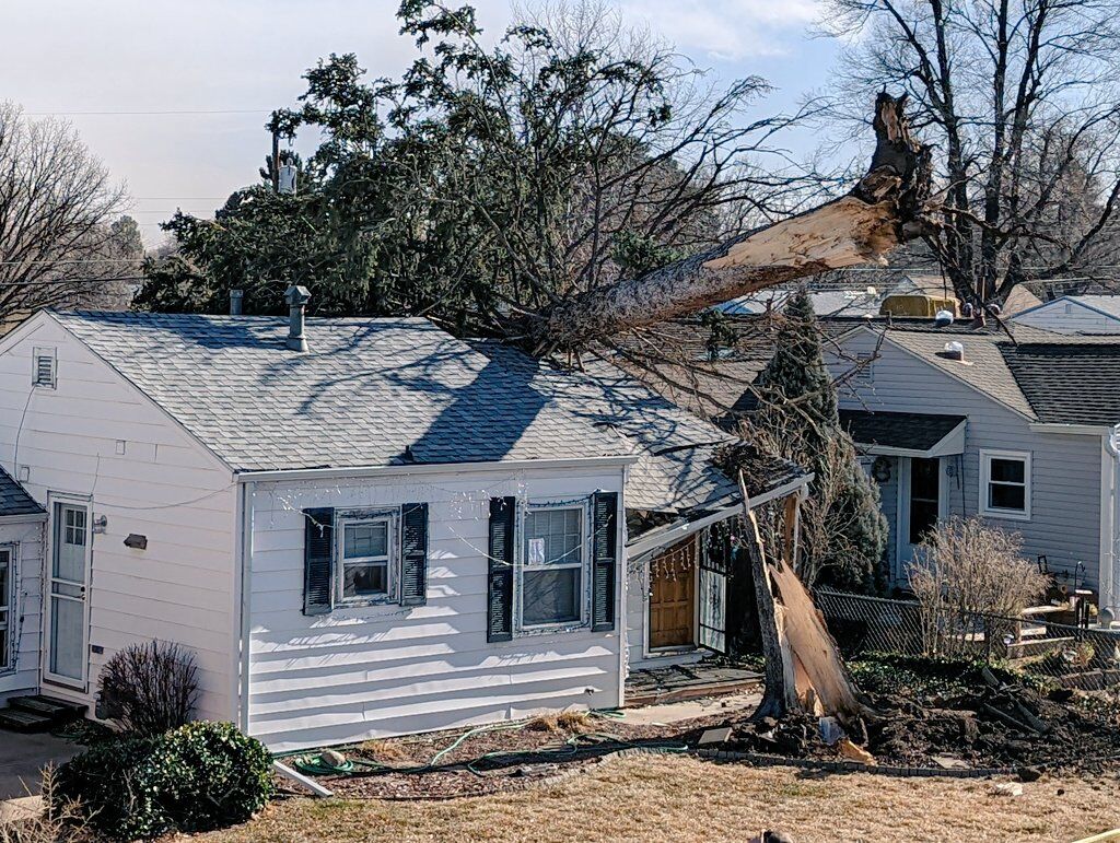 Nearly 35,000 Denver metro residents without power