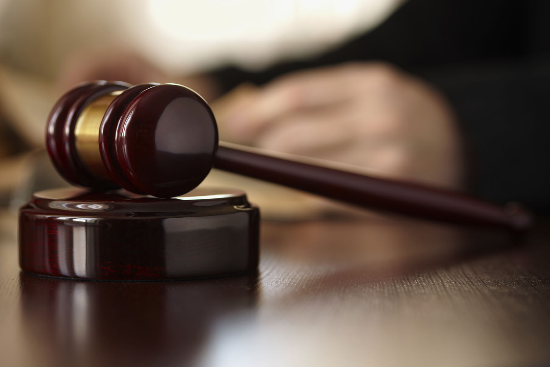 Judges Gavel (Kuzma)