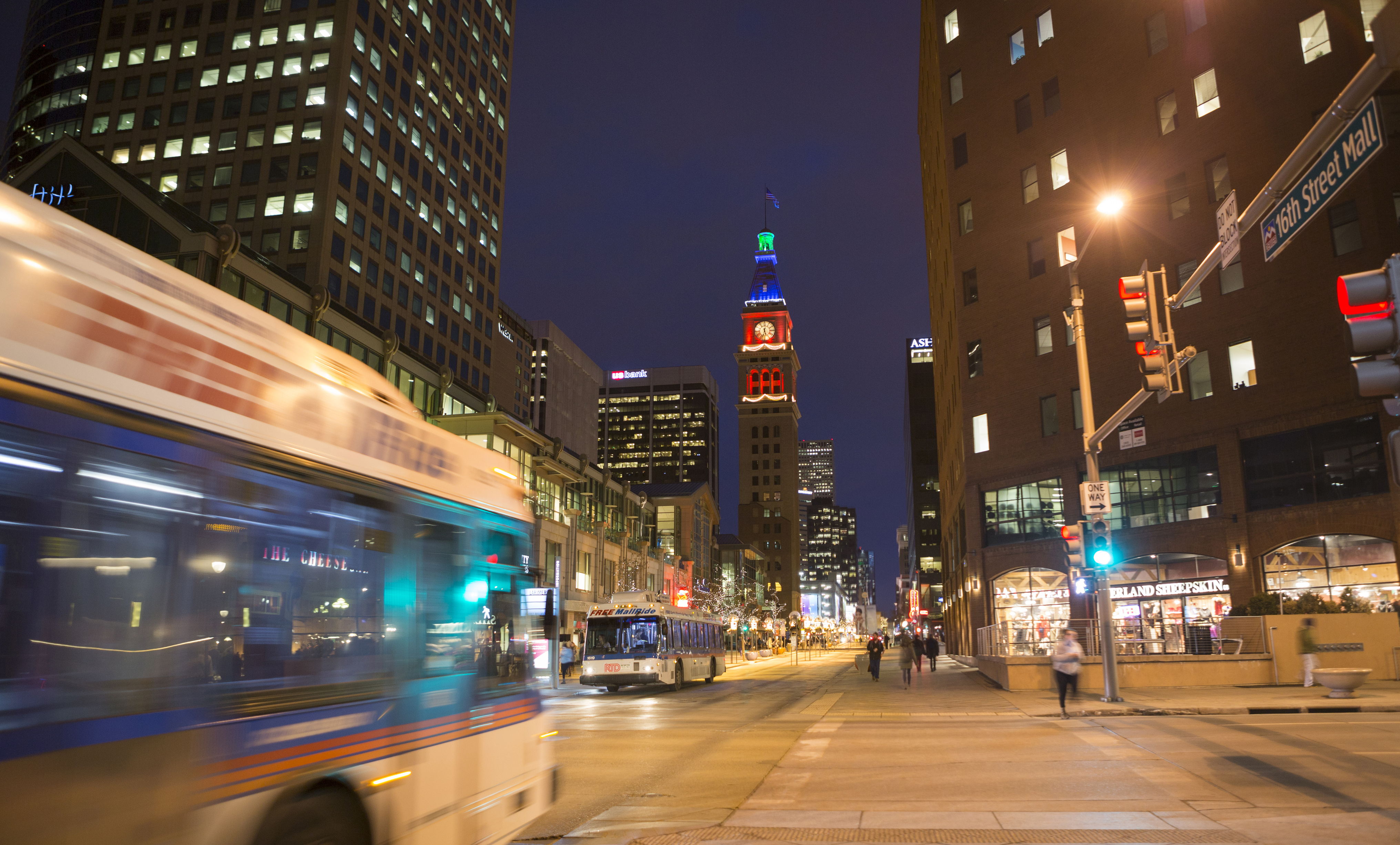 Downtown Denver light rails, Mall Ride to be suspended during New Year’s Eve