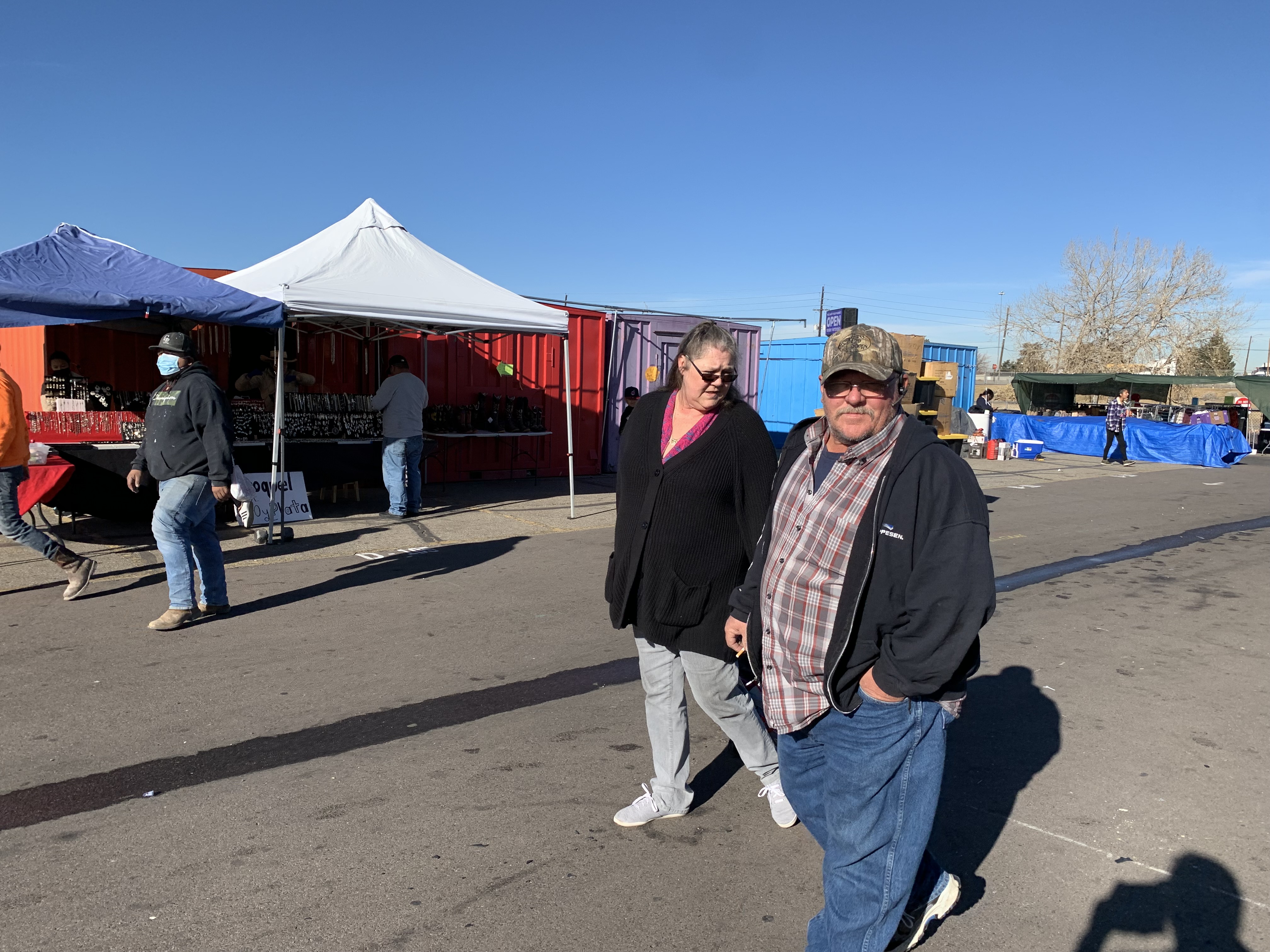 Holiday shoppers find bargains at Mile High Flea Market