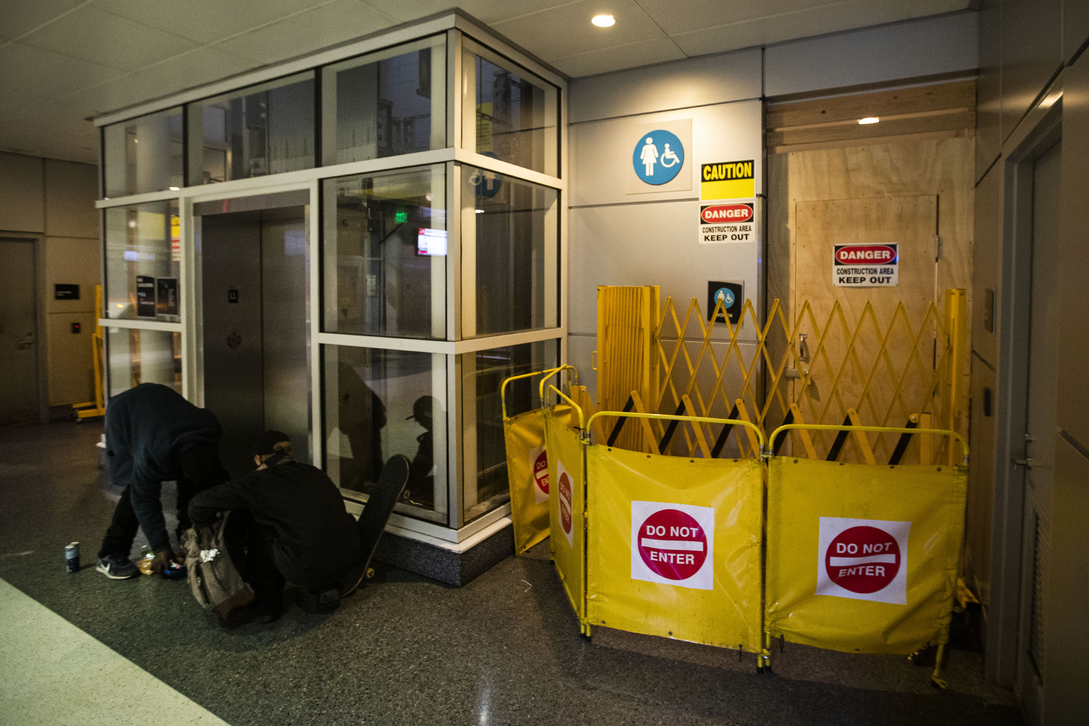 Union Station closes bathrooms, removes benches
