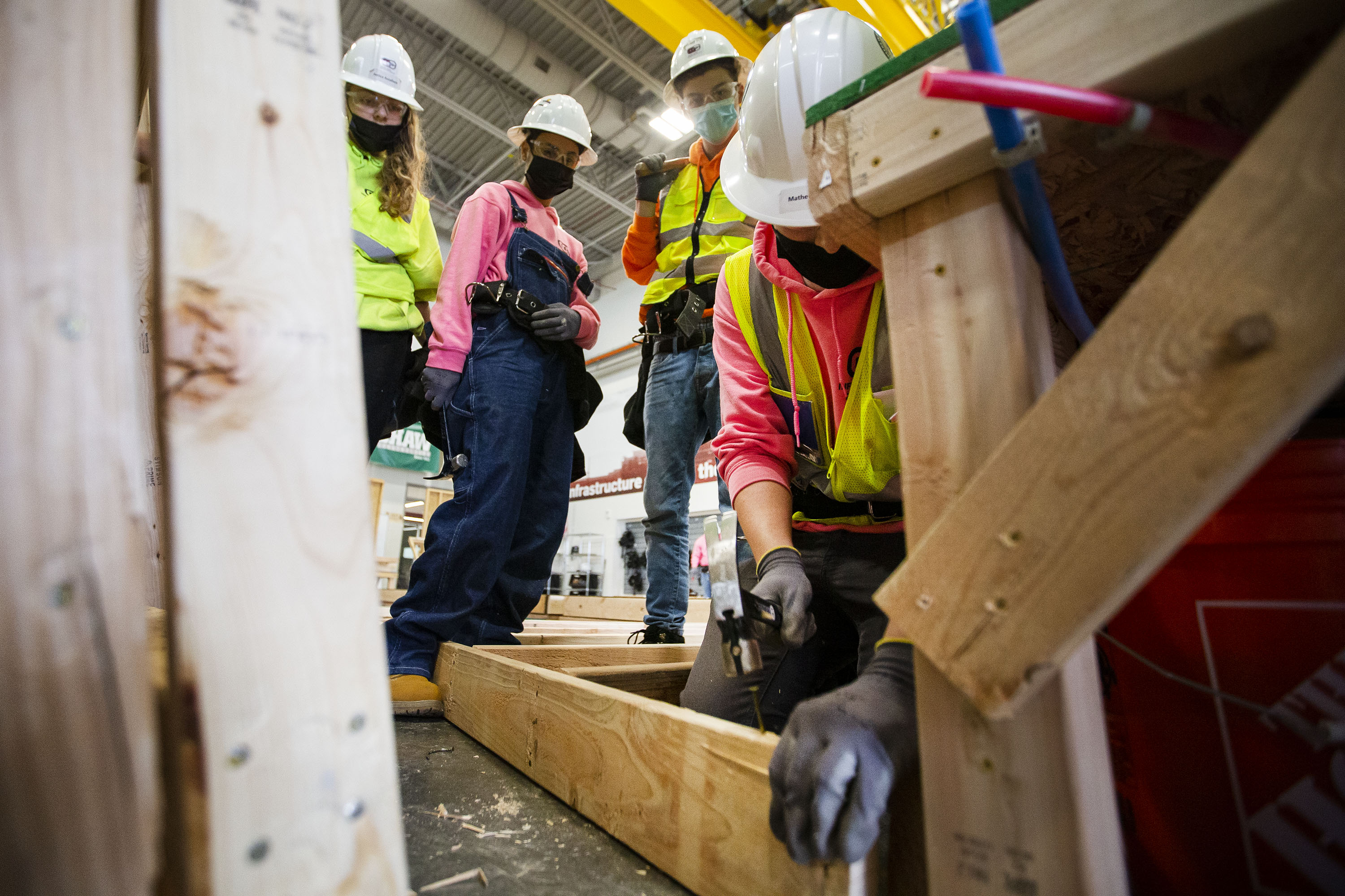 Cherry Creek high schoolers building tiny homes for homeless residents