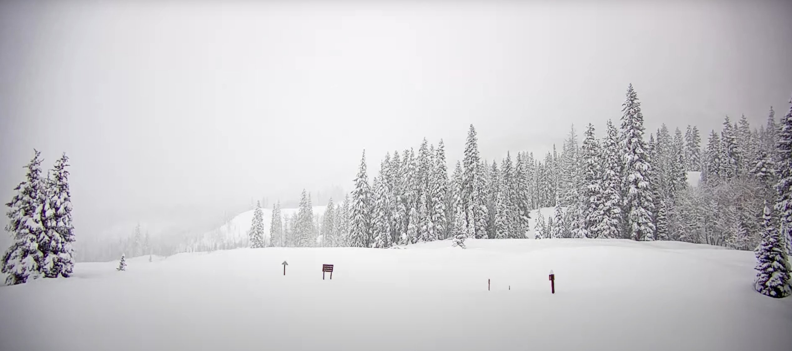 Snow storm wreaks havoc on Colorado roadways, while Denver gets brief sprinkle of rain