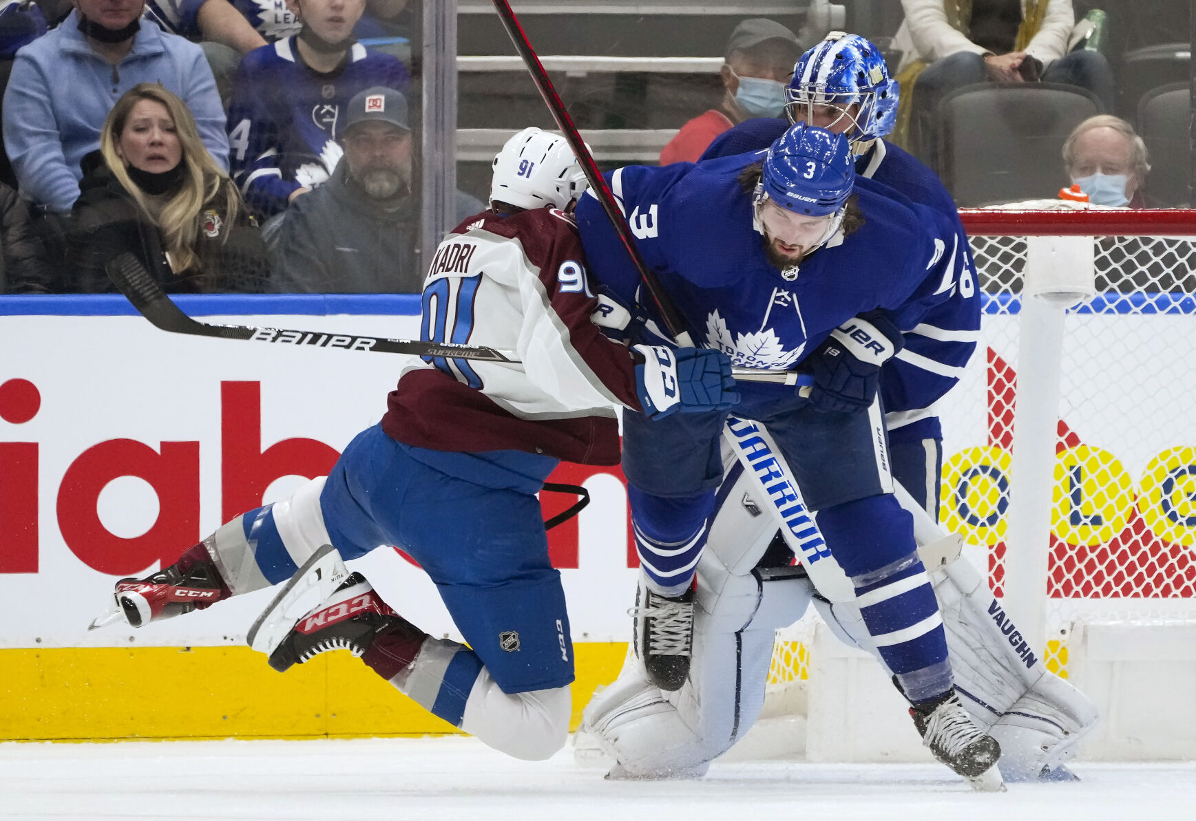 After surprise goalie switch, Toronto Maple Leafs hang 8 goals on Colorado Avalanche