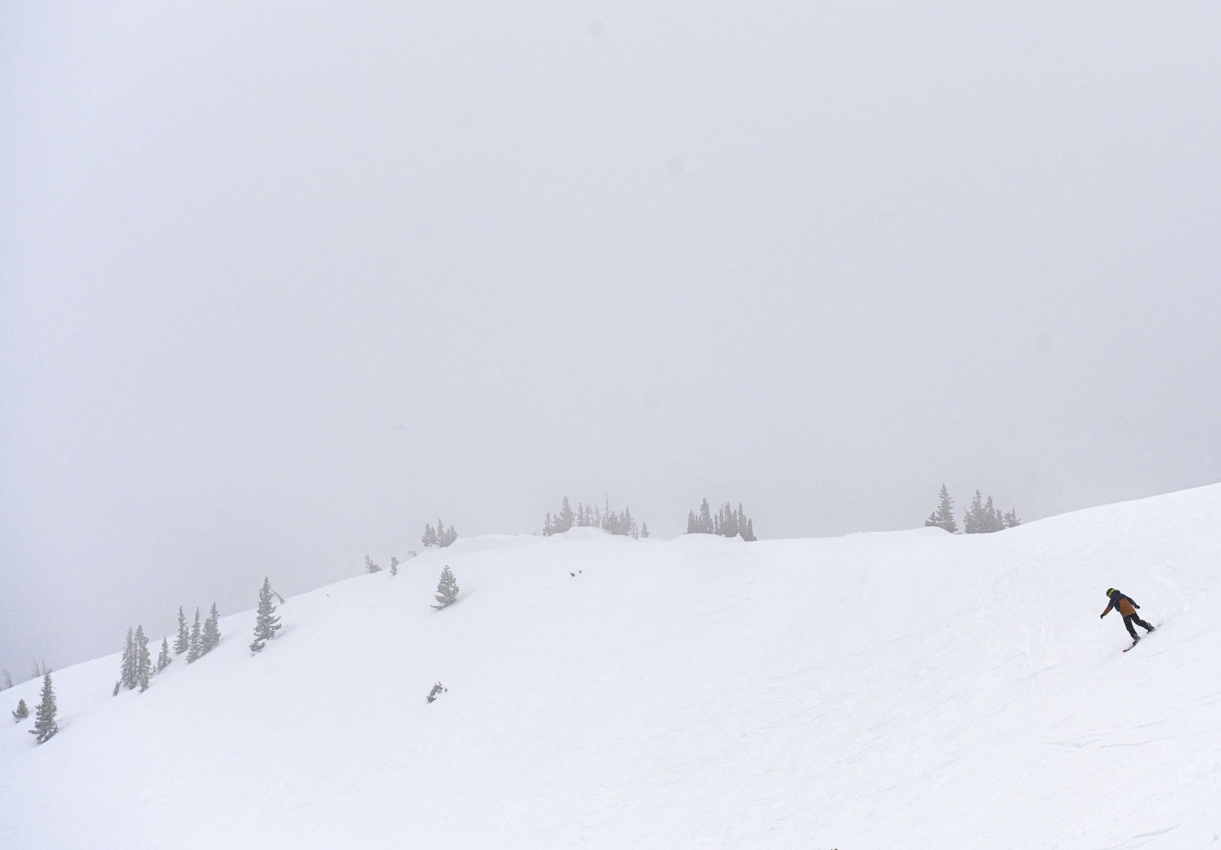 U.S. 50 reopens after avalanche, storm buries parts of Colorado ski country