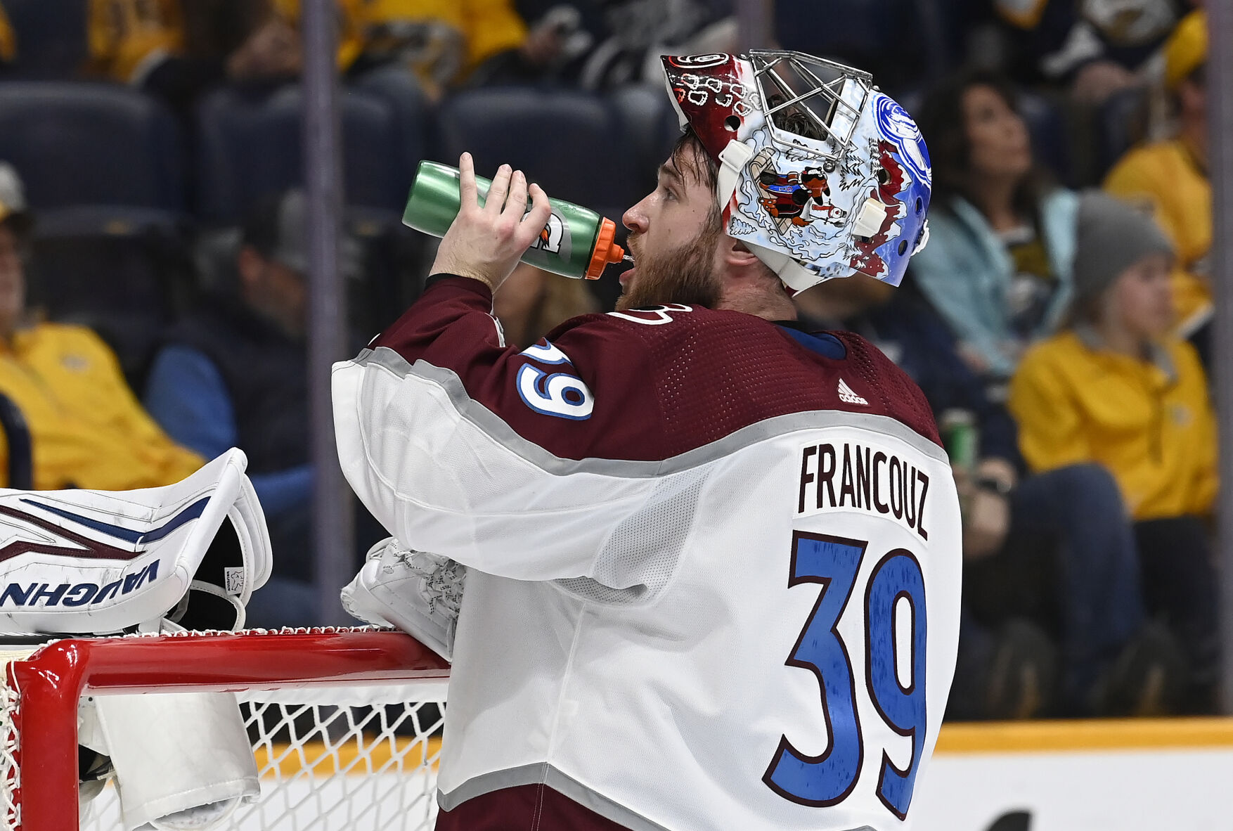 Just before Colorado Avalanche postponements, G Pavel Francouz found success in return