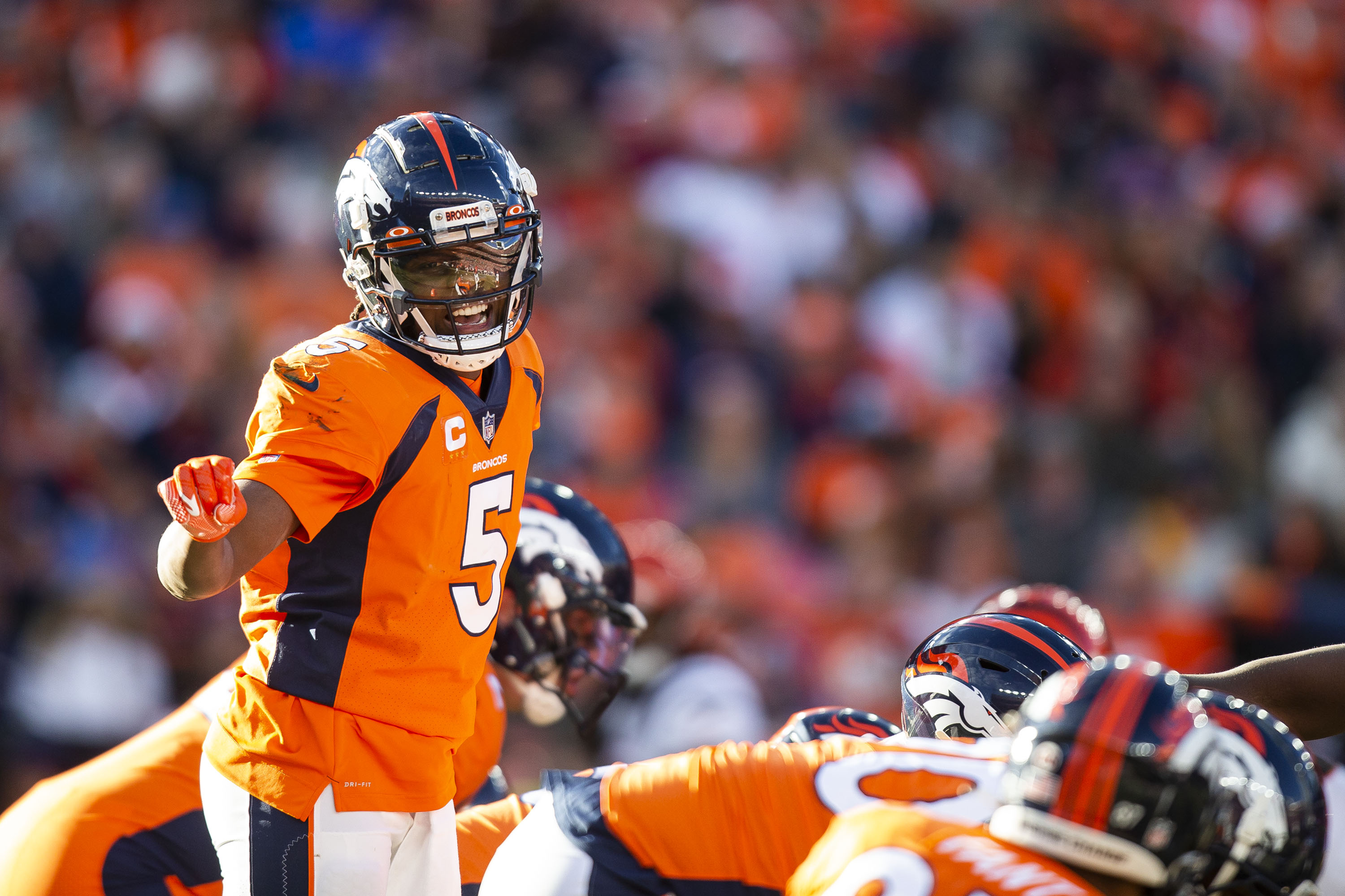 Denver Broncos quarterback Teddy Bridgewater (5) calls out at the line during the first half of a game against the Cincinnati Bengals on Sunday, Dec. 19, 2021, at Empower Field at Mile High in Denver, Colo. (Timothy Hurst/The Gazette) (TimHursttim.hurst@gazette.comhttps://secure.gravatar.com/avatar/aca82bd62b4ee425c598527cd6faa1b1?d=mm&r=g)
