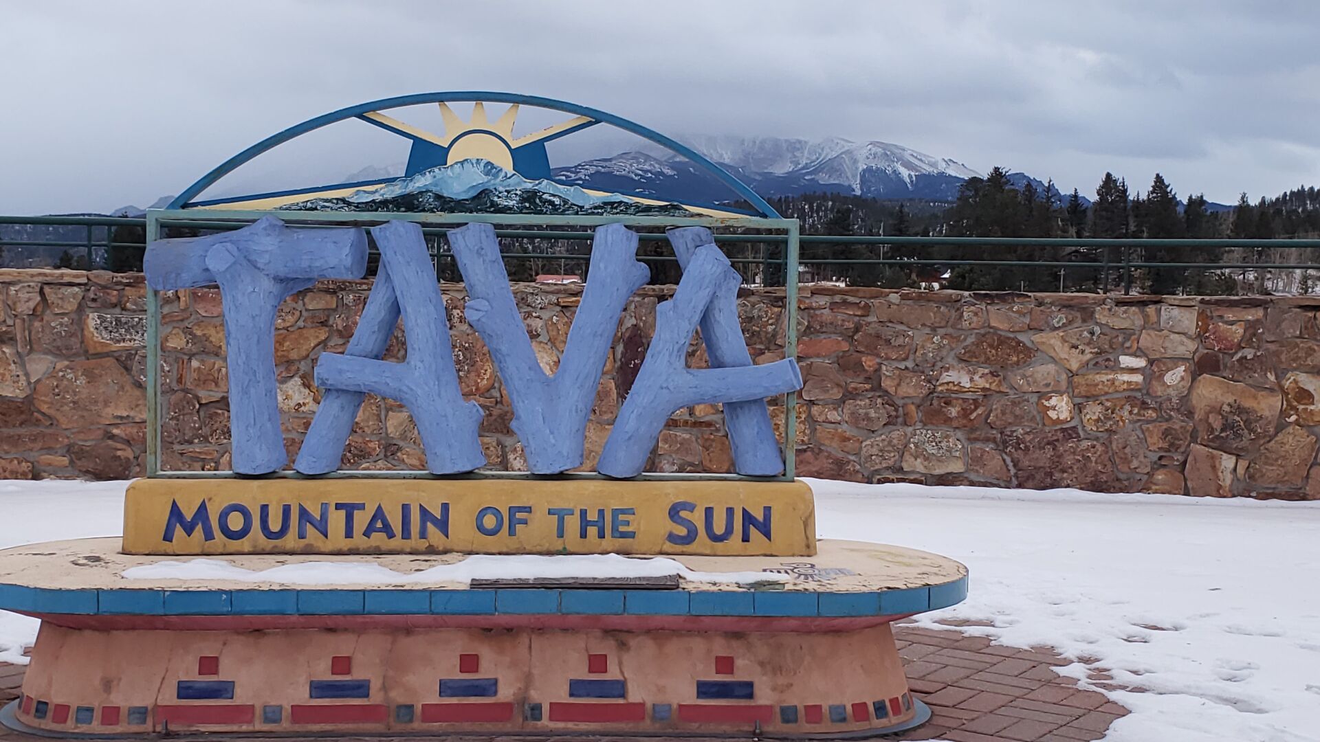 This sign overlooking Pikes Peak was installed in downtown Woodland Park in the late 1990s as part of the American Discovery Trail Art Project. A local movement to rename Pikes Peak as Tavá Mountain is afoot. (DebbieKelleydebbie.kelley@gazette.comhttps://secure.gravatar.com/avatar/1cd610e1385711bdfe4d3dfd1b455913?d=mm&r=g)
