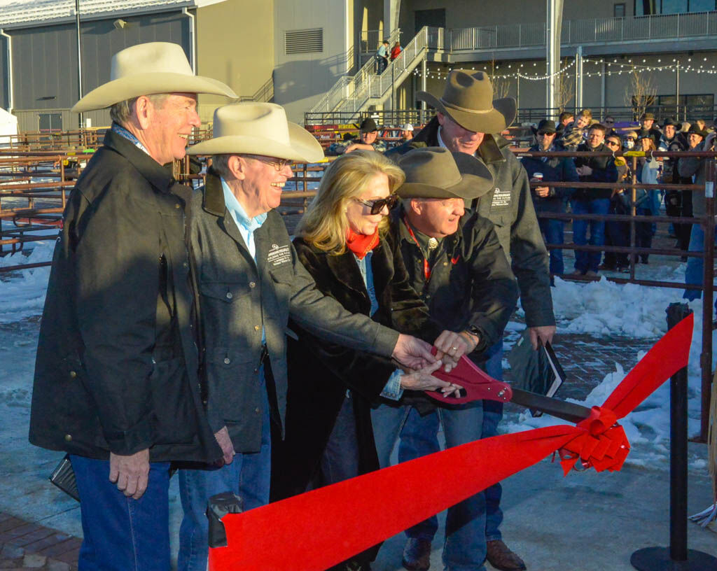 Bond failure or not, stock show arena dreams alive