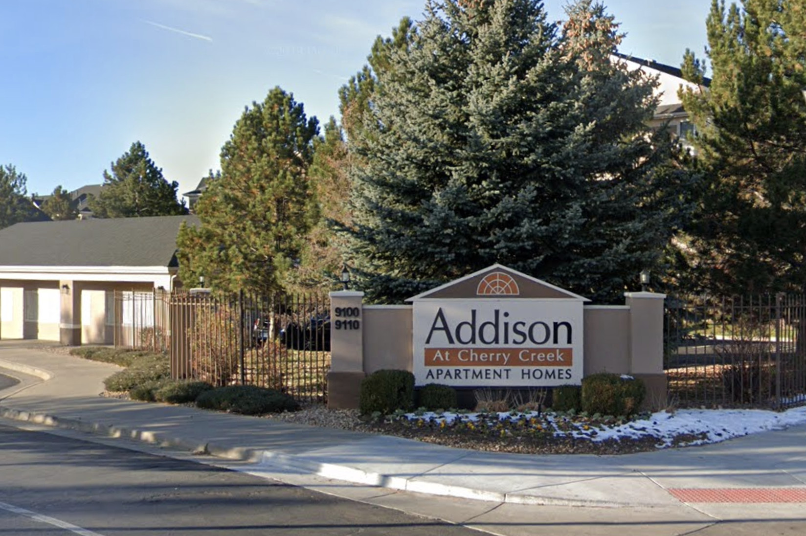 Girl rushed to hospital after 3 children fell into frozen pond in Arapahoe County