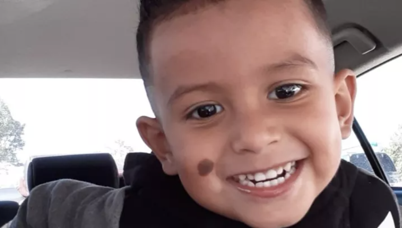 5-year-old killed in Aurora apartment fire identified as Abner ‘Choco’ Salmeron Jr.
