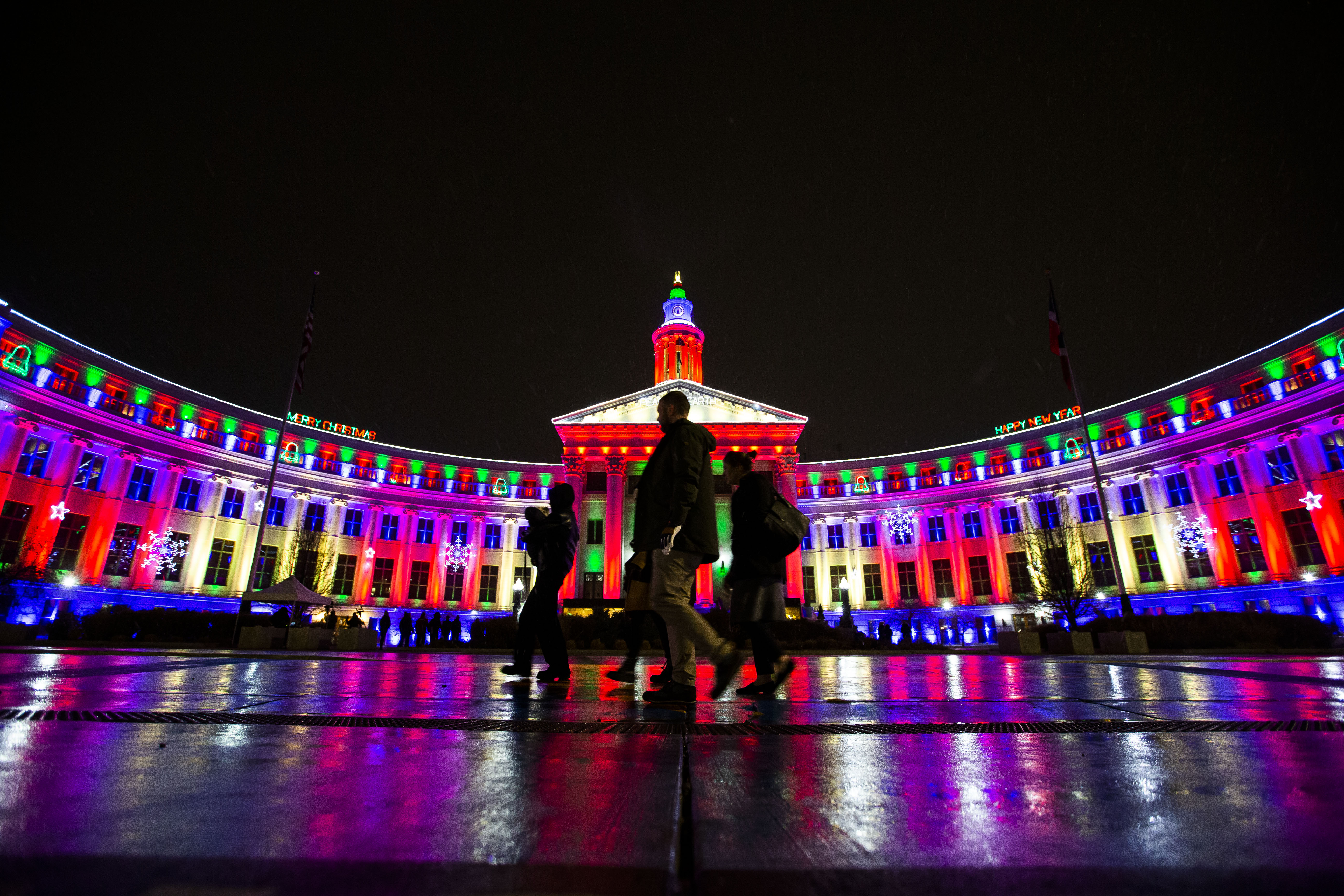 Most Denver offices, city services to close on Christmas Eve