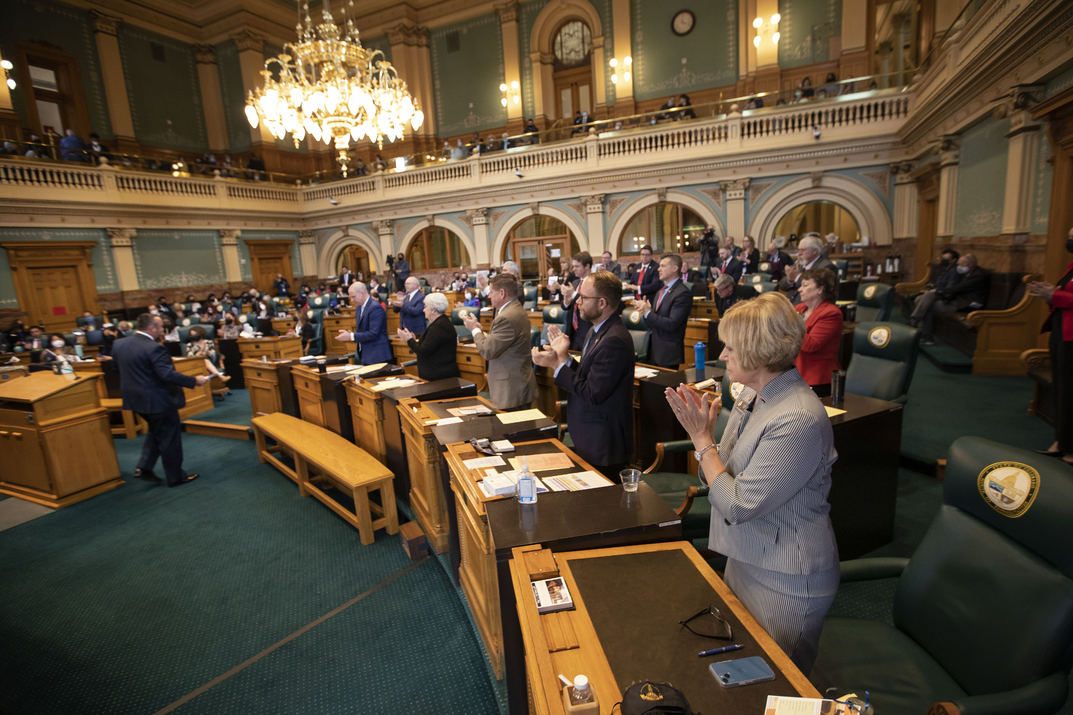 House Republicans applaud after remarks from house minority leader Hugh McKean during the first day of Colorado's 2022 session at the Colorado State Capitol Building on Wednesday, Jan. 12, 2022, in Denver, Colo. (Timothy Hurst/The Gazette) (Timothy Hurst)