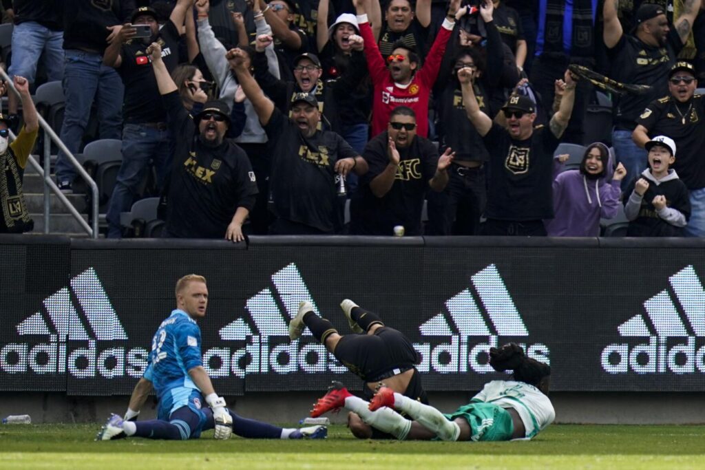 LAFC striker Carlos Vela victimizes Colorado Rapids in MLS opener