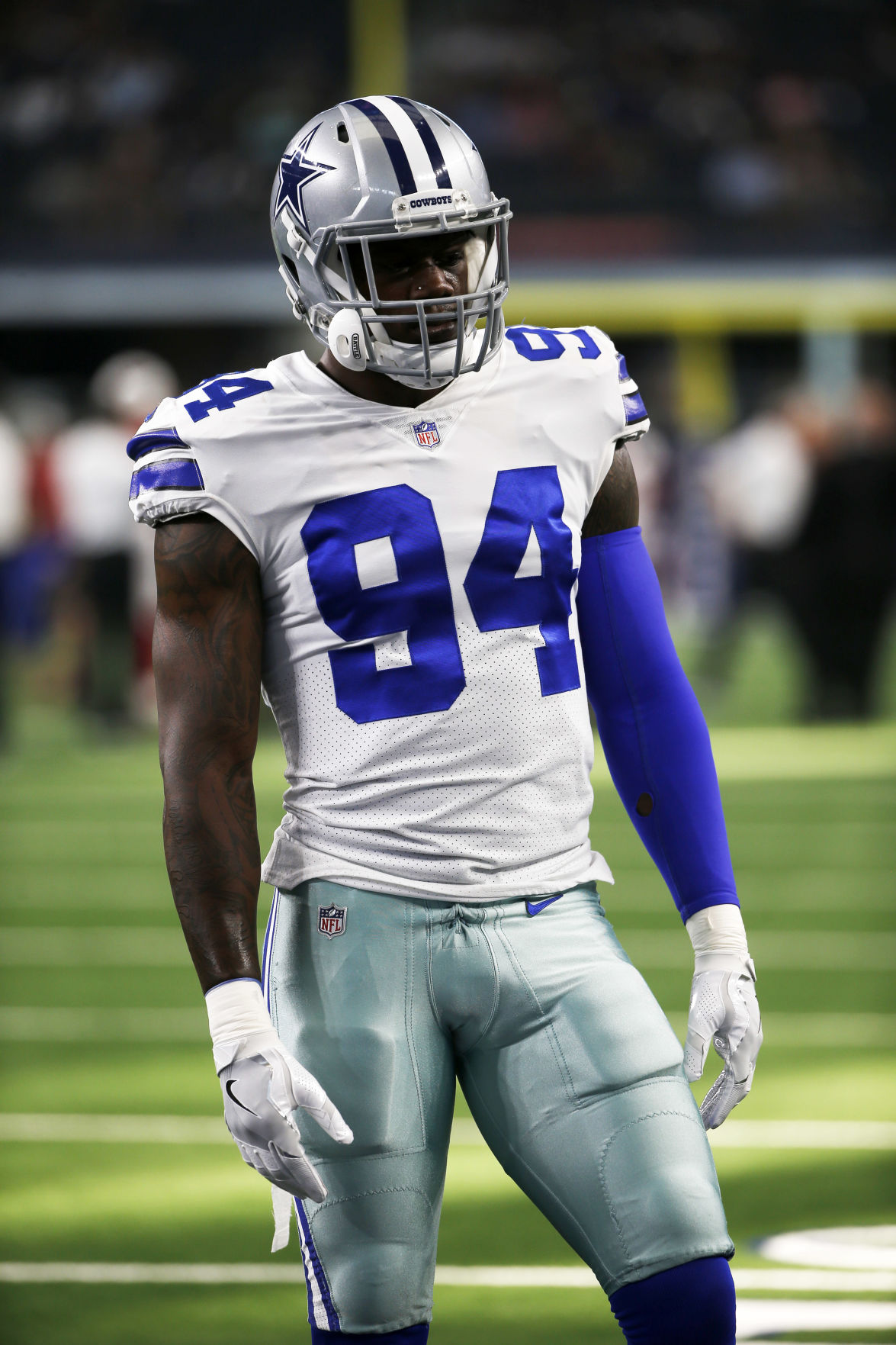 Woody Paige: Randy Gregory gets chance for redemption with Denver Broncos