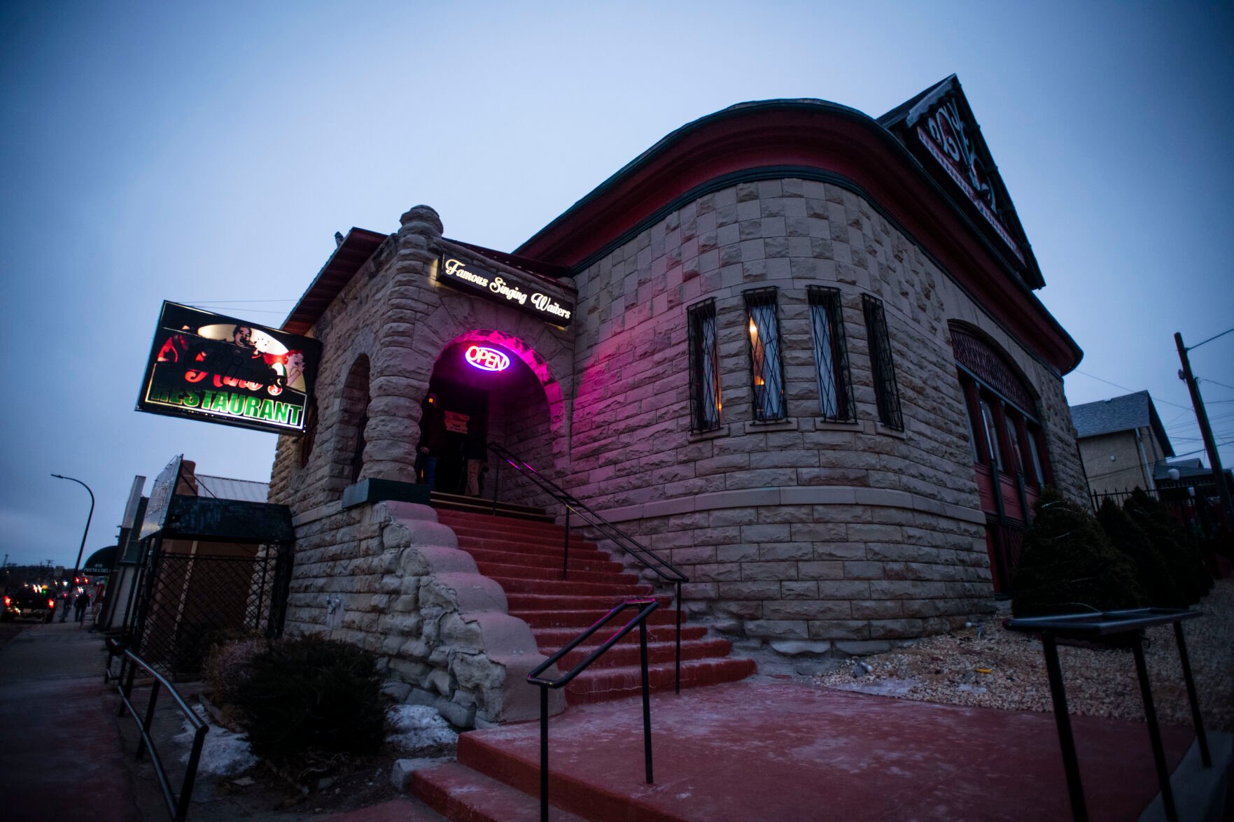 Singing and feasting at this Italian restaurant in southern Colorado | Craving Colorado