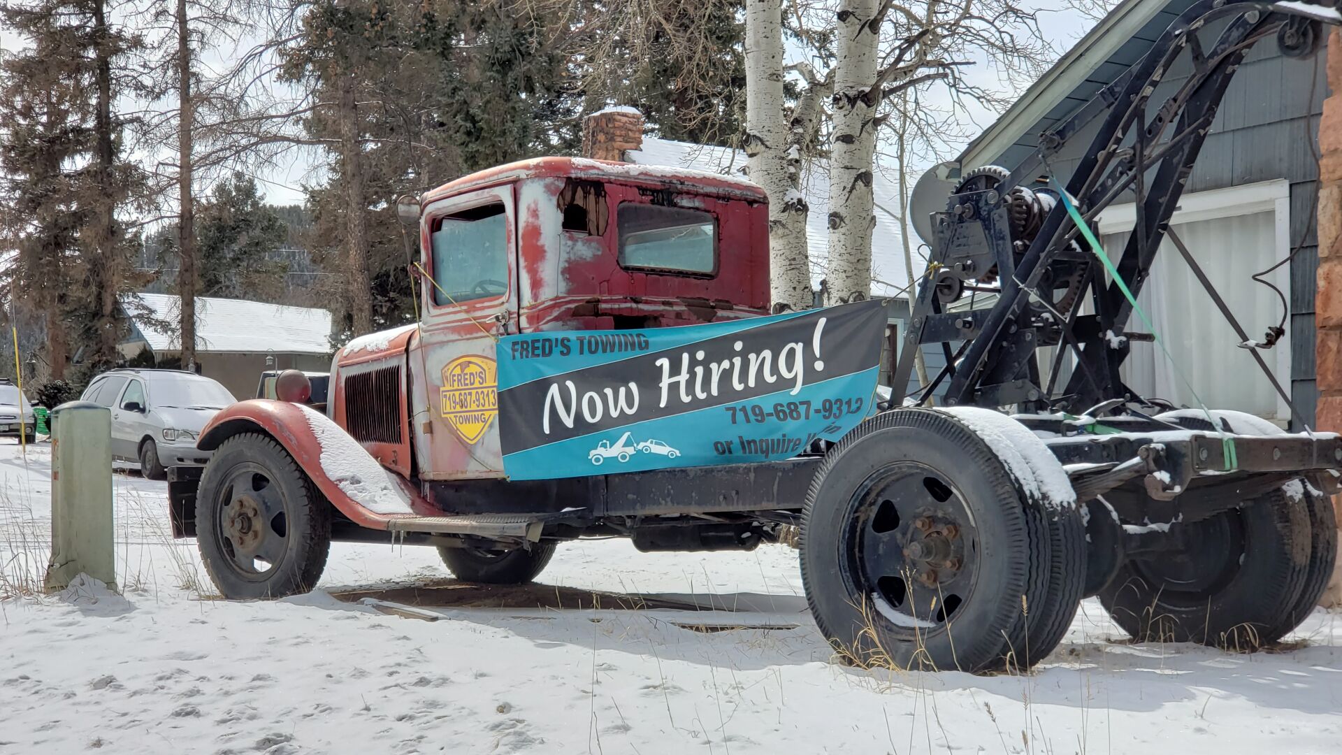 Colorado unemployment rate falls as payrolls surge to record