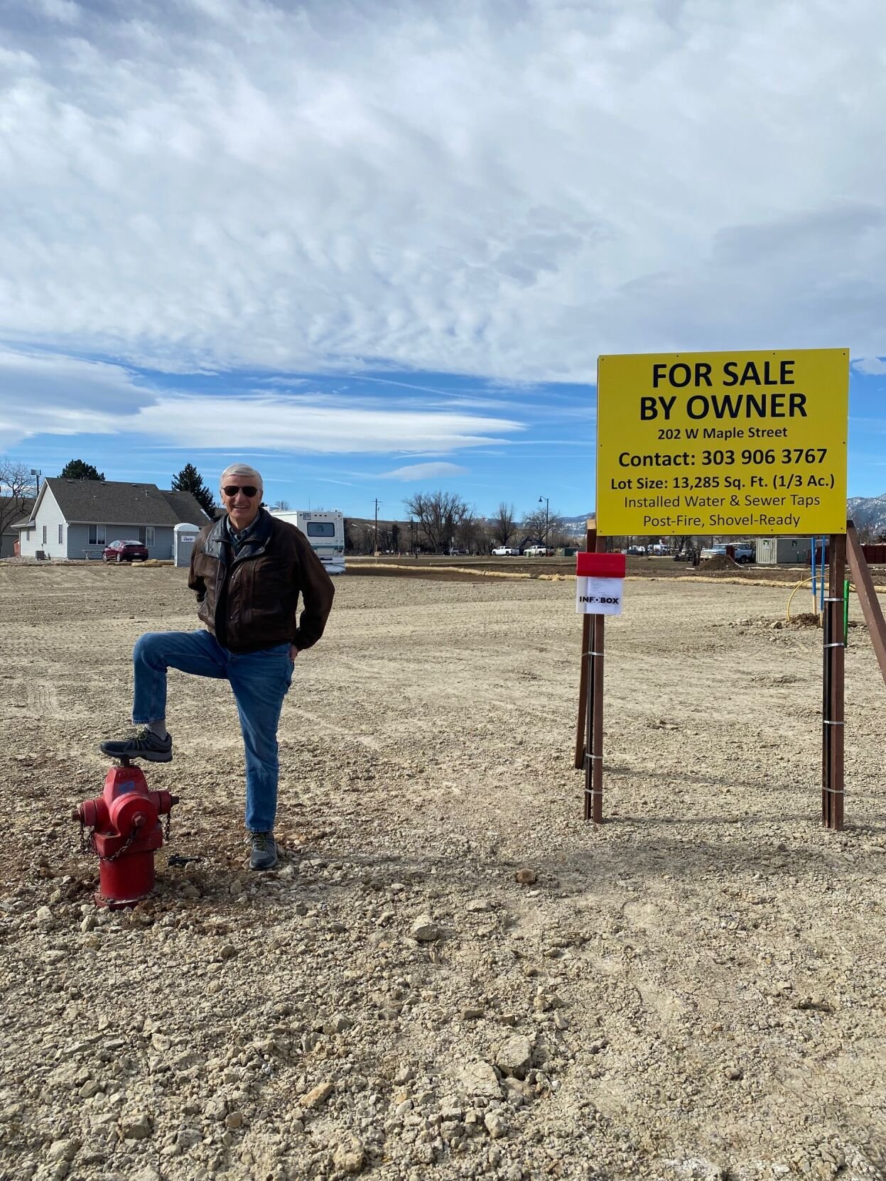 R. Paul Williamson has put up a homemade for sale sign on his property on West Maple in Original Town Superior. (Carol McKinley)