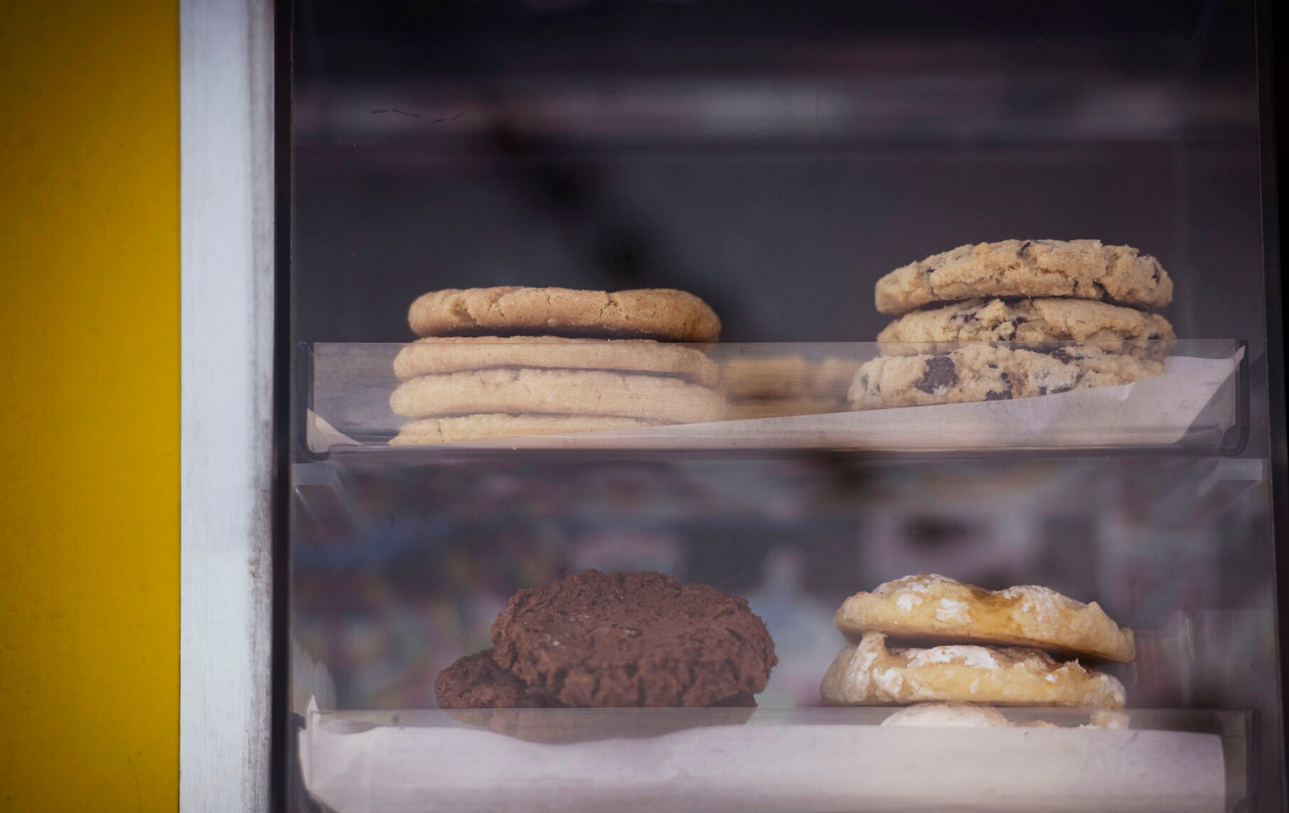 Cookies on display at Lori Lynn’s Cookies & Cream food truck. Owner Lori Morrissey features made-to-order ice cream sandwiches with her cookie made-from-scratch family recipes. (Chancey Bush/ The Gazette) (Chancey Bush/ The Gazette)