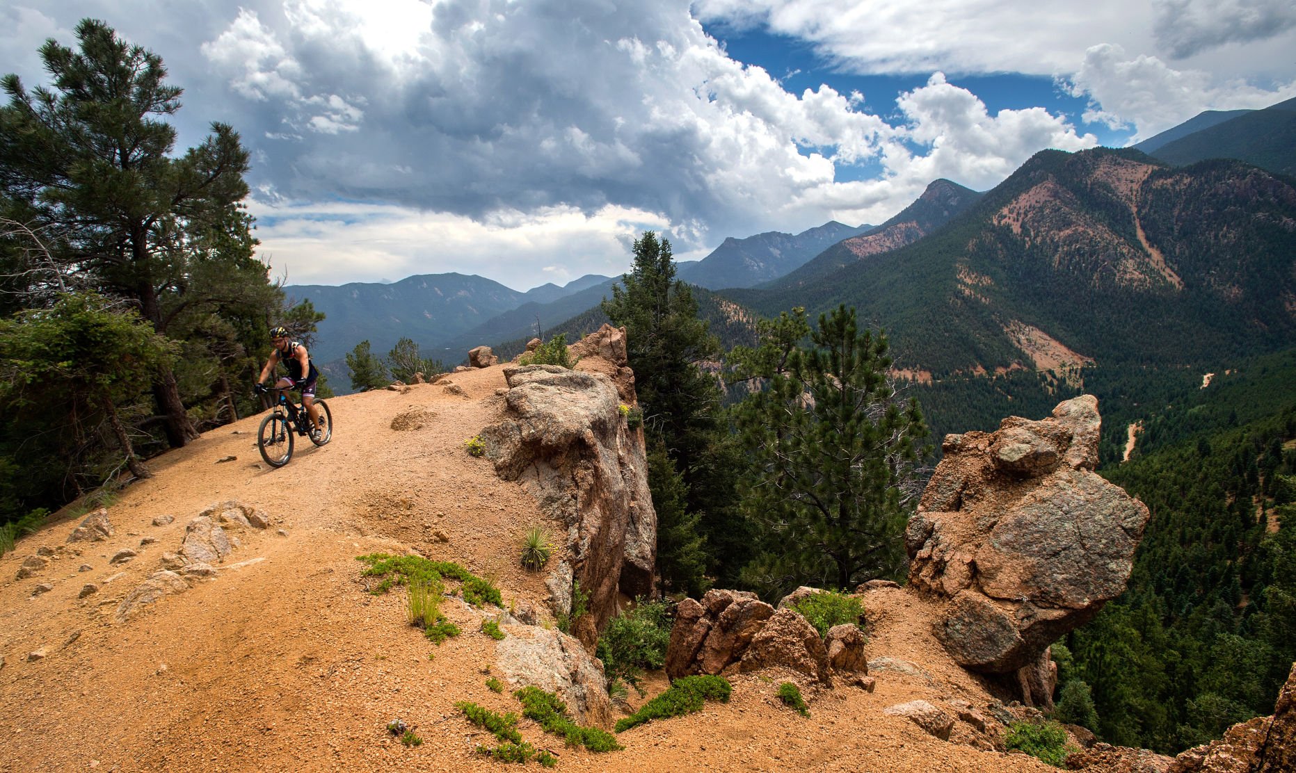 A cyclist tackles the Upper Cap’n Jack’s trail in Jones Park. (CHRISTIAN MURDOCK, THE GAZETTe filE)