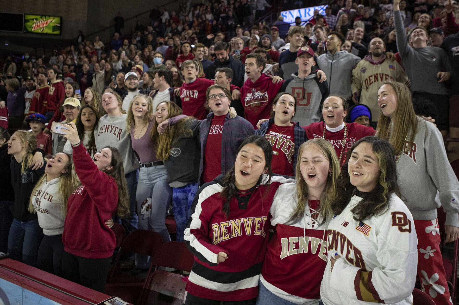 Denver Pioneers hockey team, fresh off national title, celebrates with fans