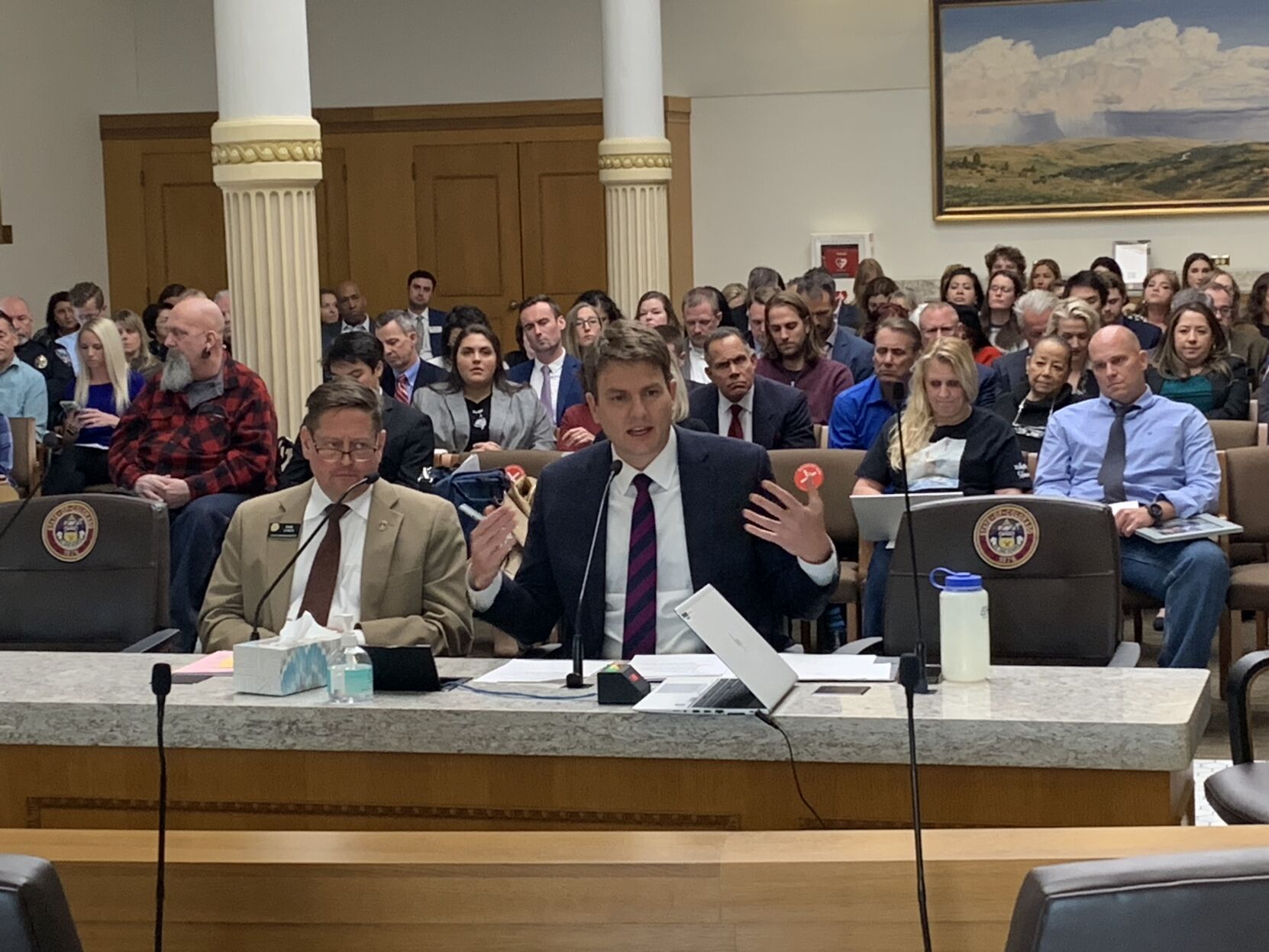 Felony for expungement: Arapahoe sheriff offers compromise on fentanyl bill