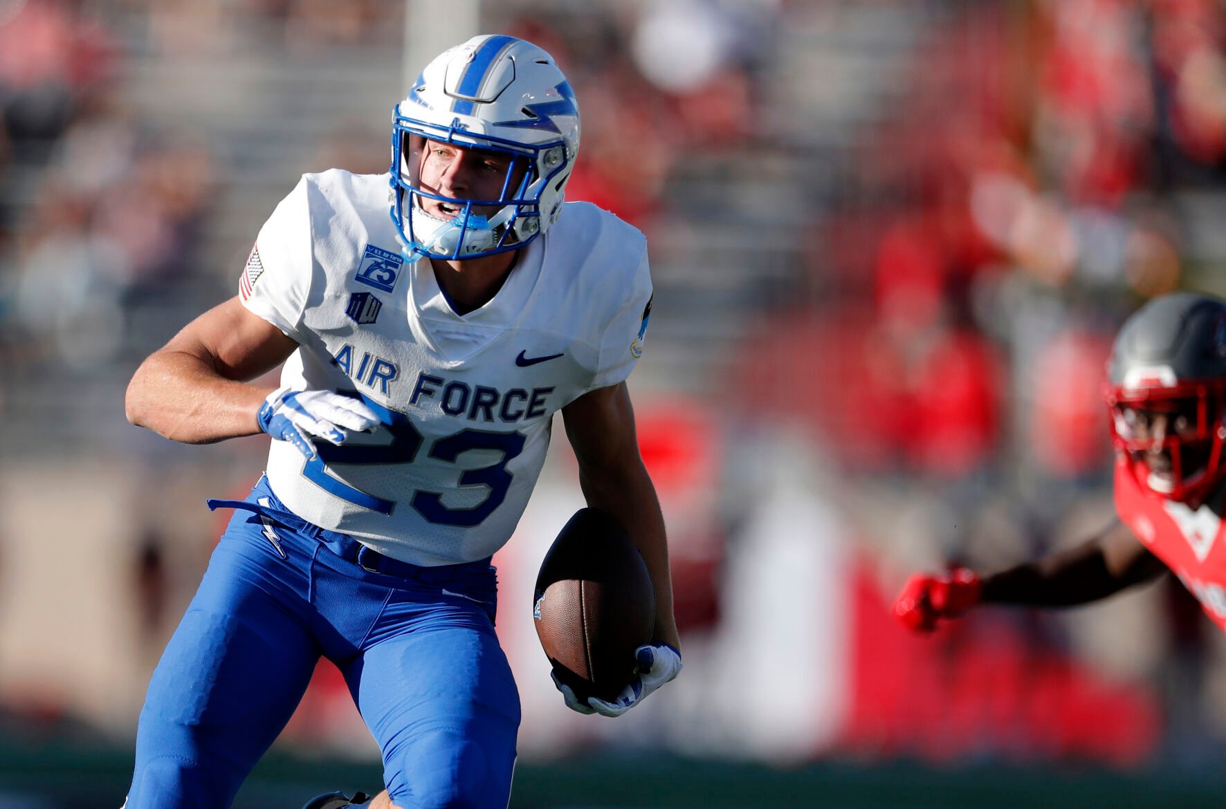 Running back/receiver Dane Kinamon carrying on family tradition with Air Force football