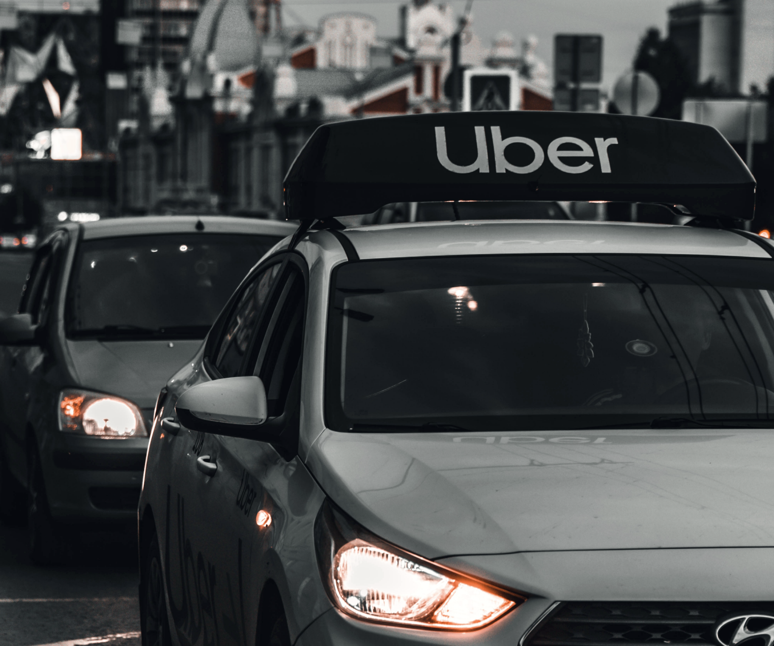 uber rideshare ride-sharing (Viktor Avdeev/Unsplash)