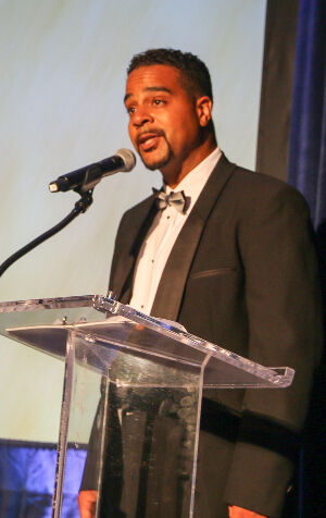 Malik Robinson. (JohnMooreSenior Arts Journalistjohn.moore@denvergazette.comhttps://denvergazette.com/content/tncms/avatars/e/1e/bc8/e1ebc854-8dbc-11ec-90b8-e393b5c0a2b9.afcf882df81bc4eba7366657cc603f75.png)