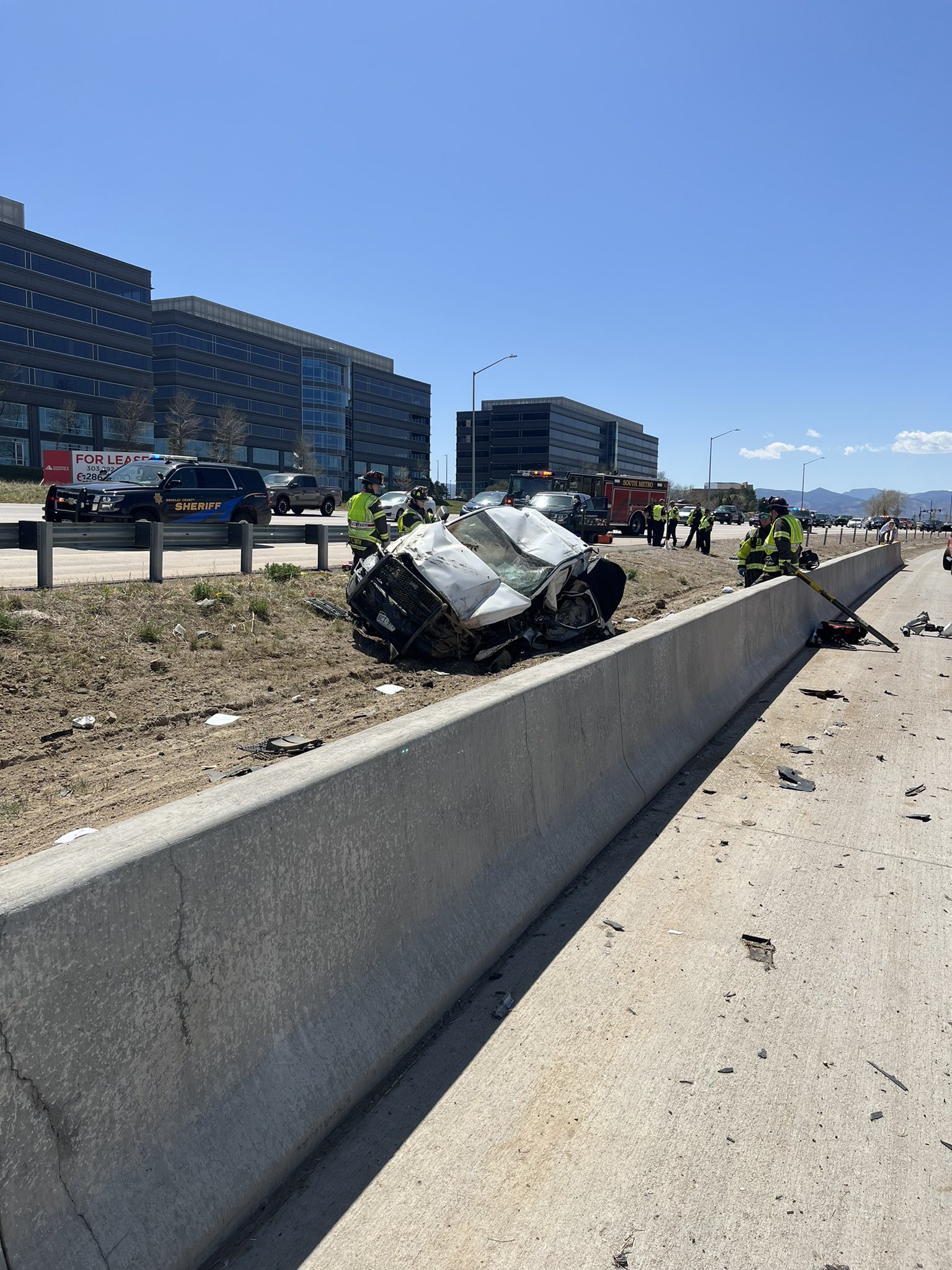 Man, child dead after single-vehicle crash on C470 in Highlands Ranch