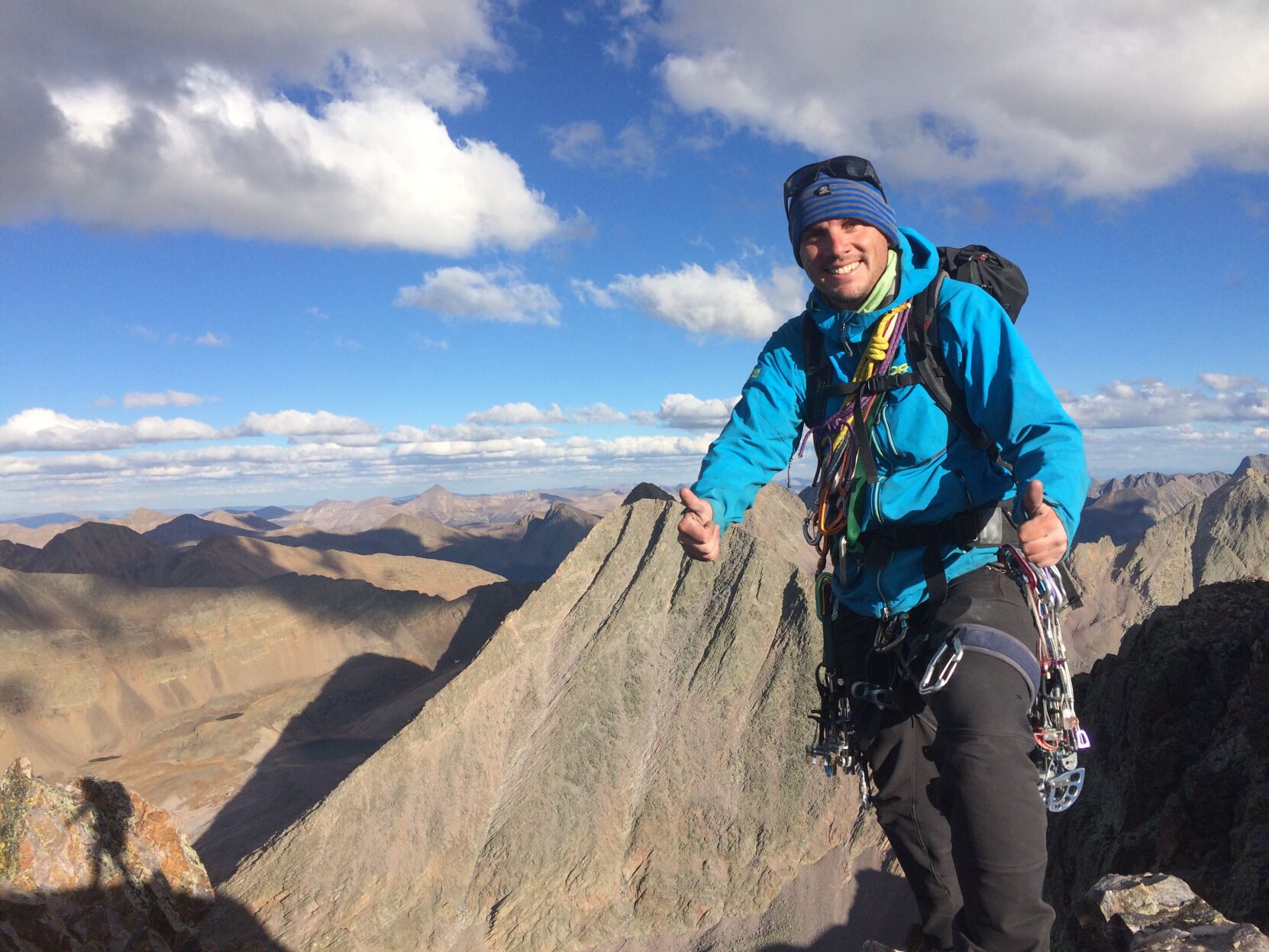 Shayn Estes during one of his mountain climbs. He died of an accidental overdose on October 17, 2020, and his father believes benzodiazepines are responsible for the death.