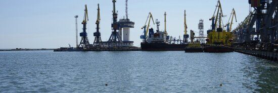 Zelensky says ‘immediate measures’ needed to unblock Ukrainian ports