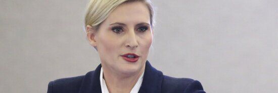 Florida secretary of state resigns ahead of midterm elections