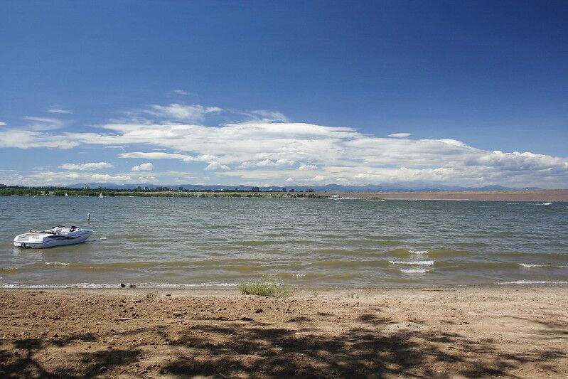A sunny day at Cherry Creek State Park. (Michael W. Murphy (iStock))