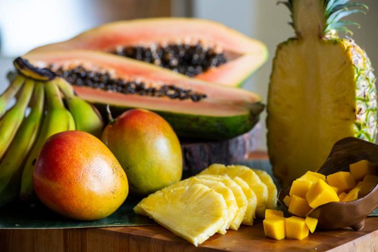 060122-food-tropical-fruit 01.JPG