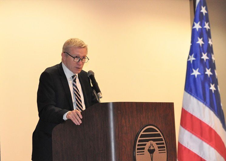 Corrections department bows to criticism and rescinds new no-crime charge policy for escapes from halfway houses